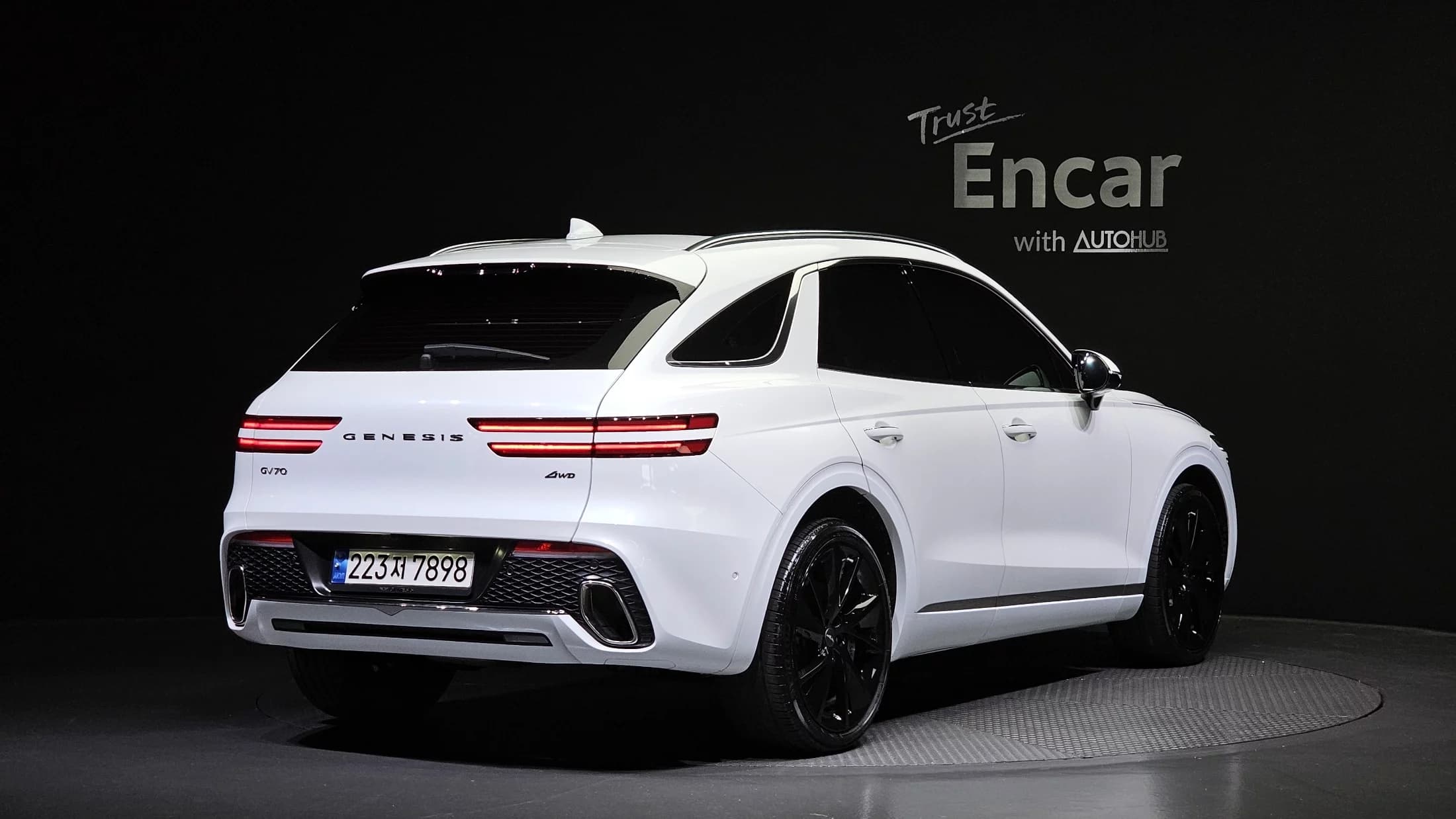 Genesis GV70 2.5T Gasoline AWD, 2023 г. 33935 км. — фото 2