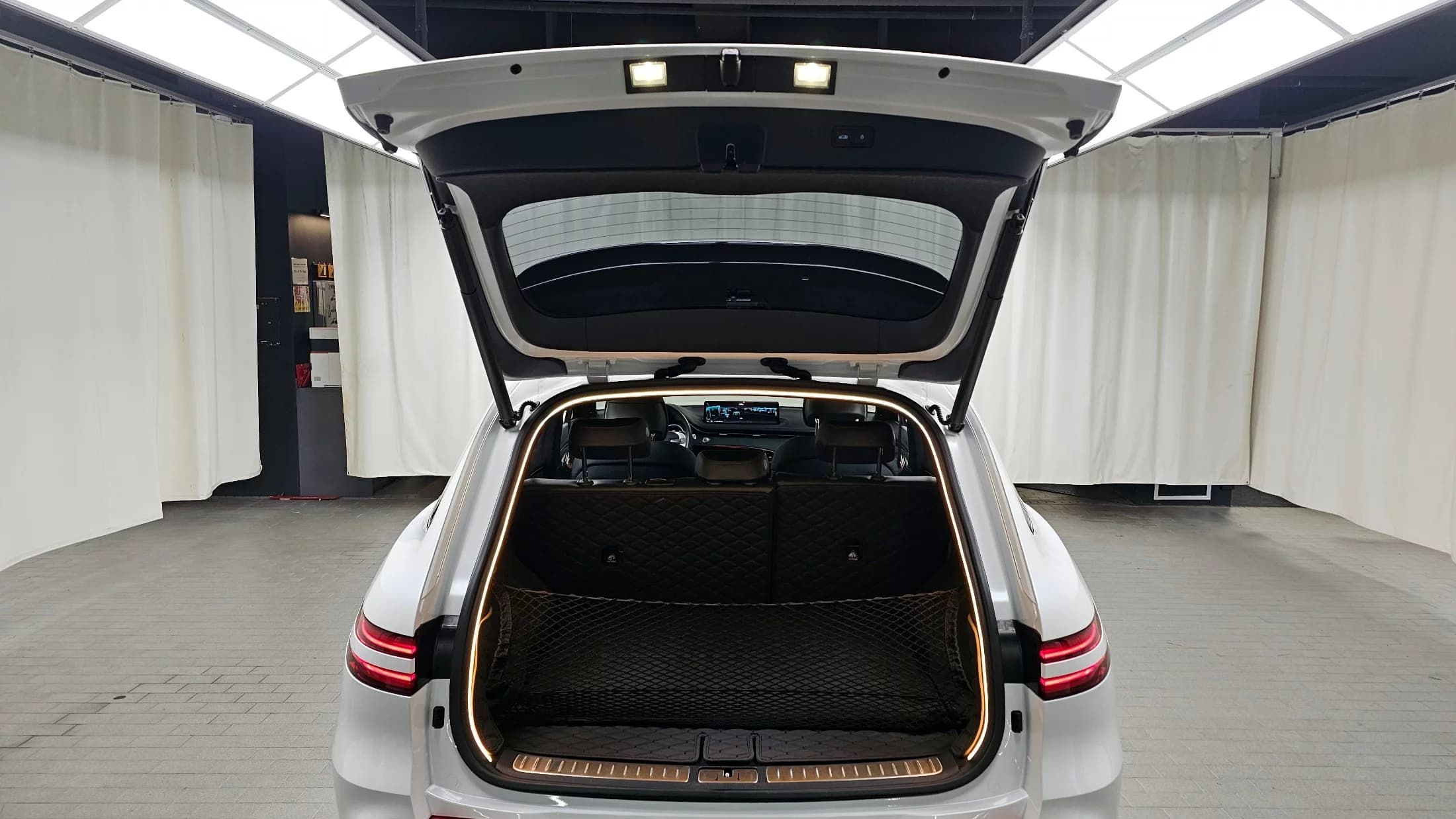 Genesis GV70 2.5T Gasoline AWD, 2023 г. 33935 км. — фото 20