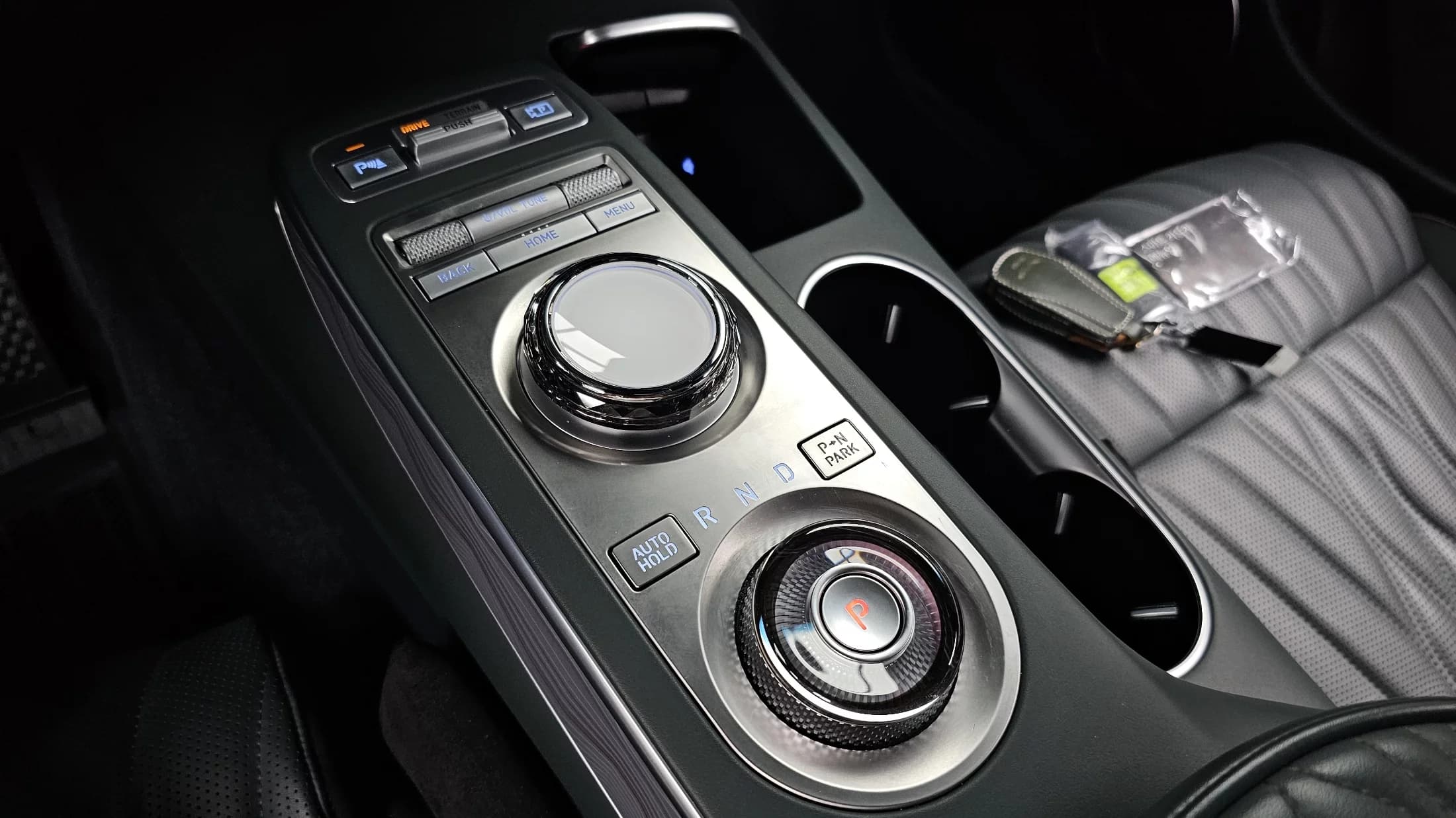 Genesis GV70 2.5T Gasoline AWD, 2023 г. 33935 км. — фото 9