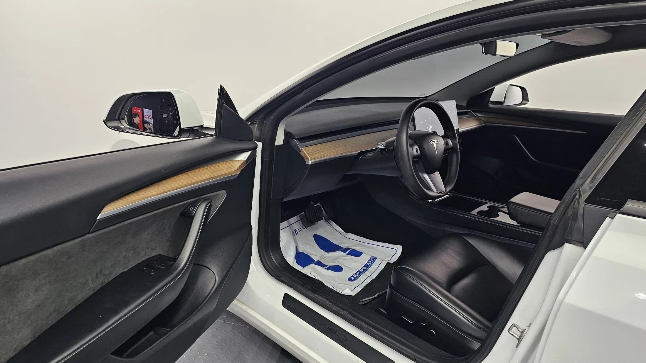 Tesla MODEL 3 Long Range, электромобиль, 2021 г. 168602 км. — фото 10