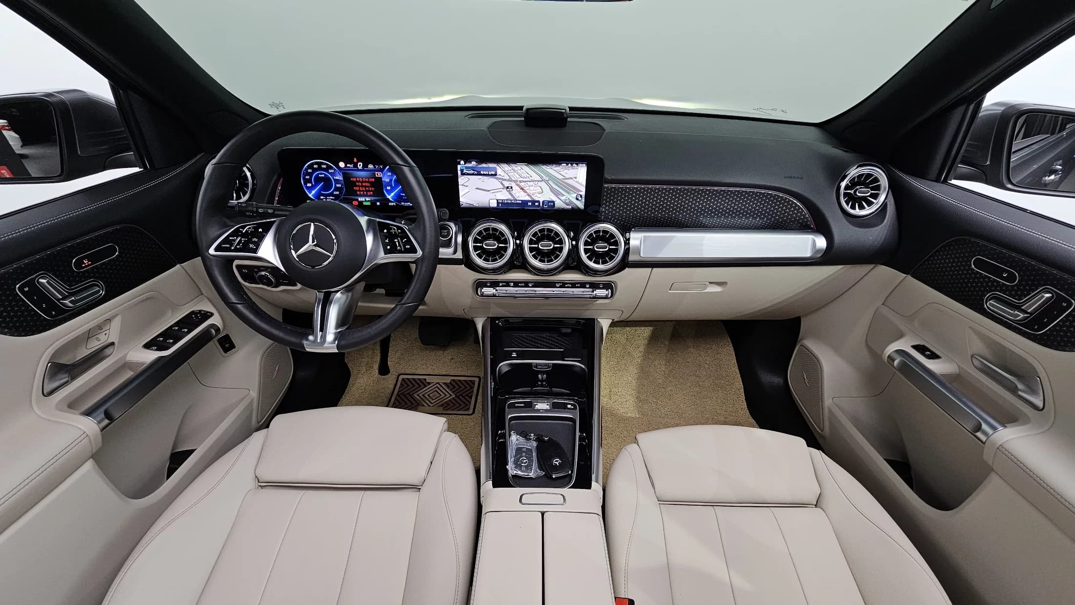 Mercedes-Benz EQB EQB300 4MATIC Progressive, электромобиль, 2024 г. 21482 км. — фото 7