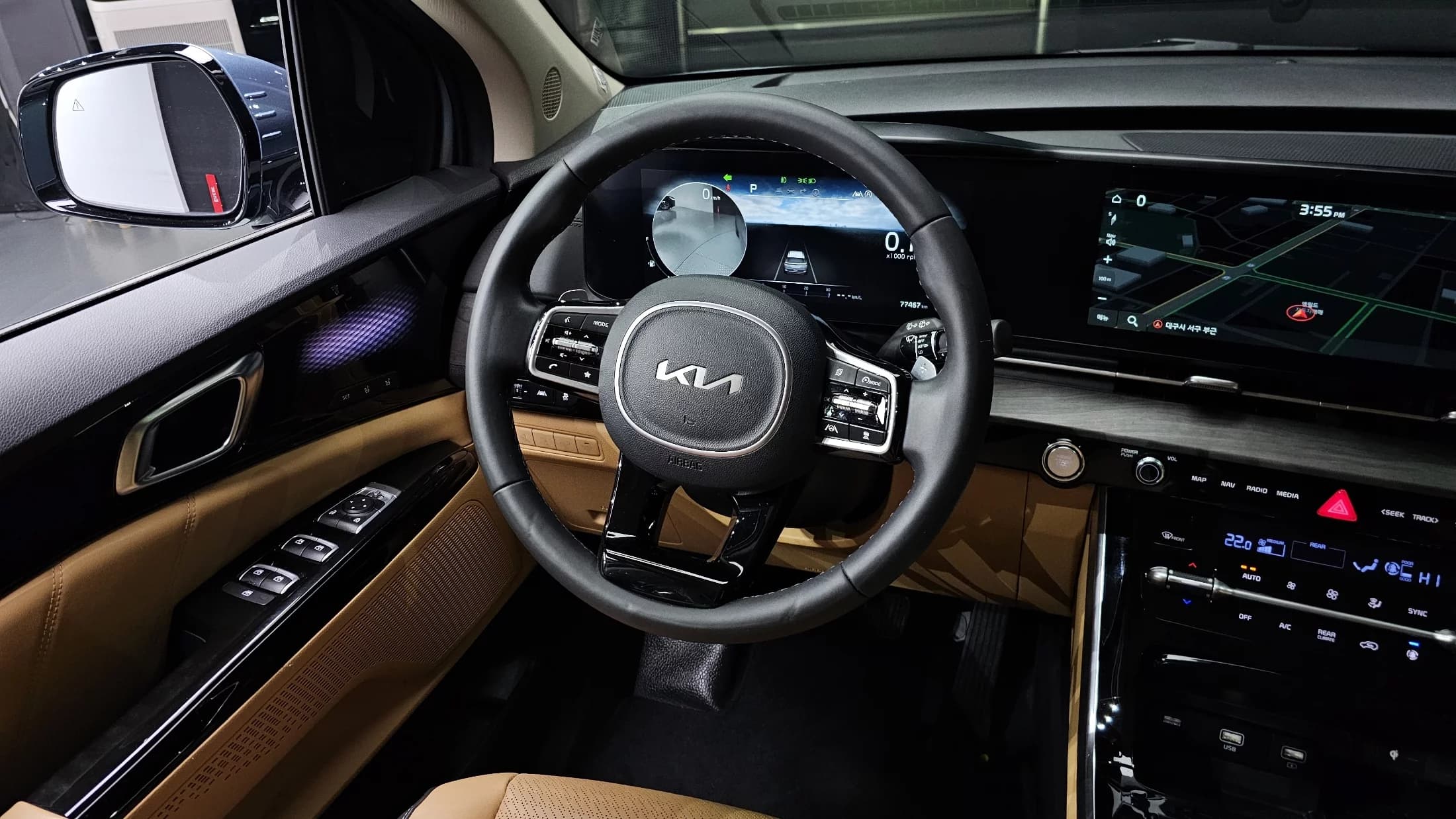 Kia Carnival 9-Seater Signature, 2023 г. 77543 км. — фото 12