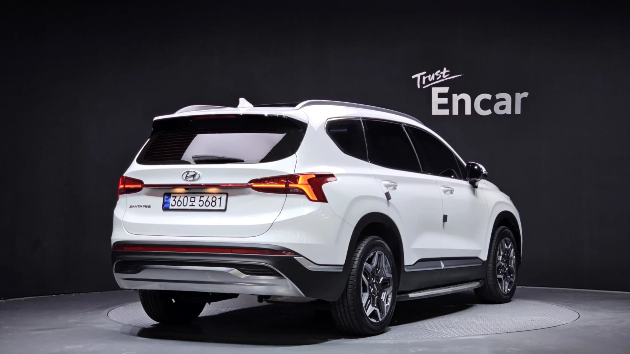 Hyundai Santa Fe HEV 1.6 2WD Prestige, гибрид, 2021 г. 72969 км. — фото 2