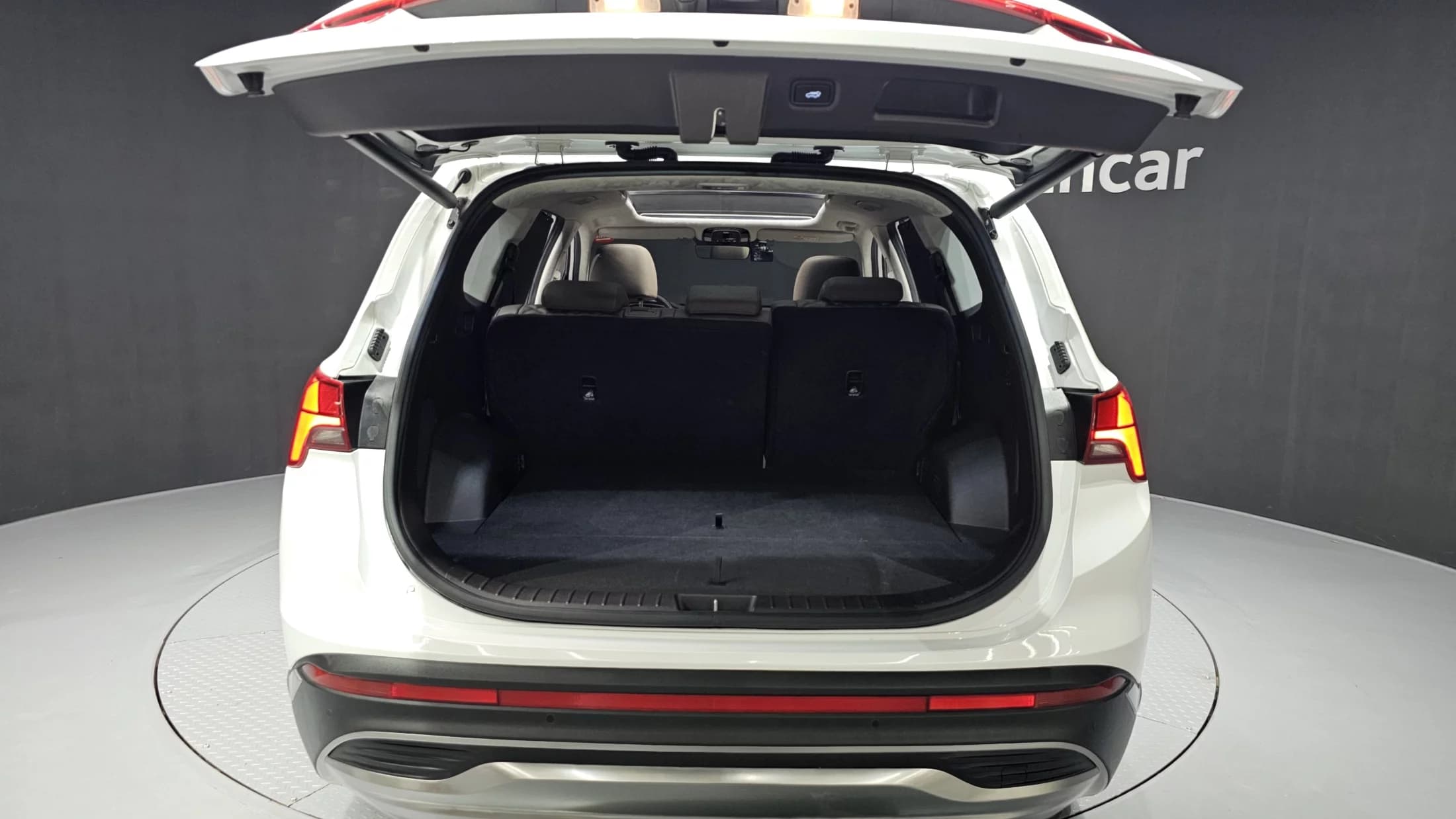 Hyundai Santa Fe HEV 1.6 2WD Prestige, гибрид, 2021 г. 72969 км. — фото 20