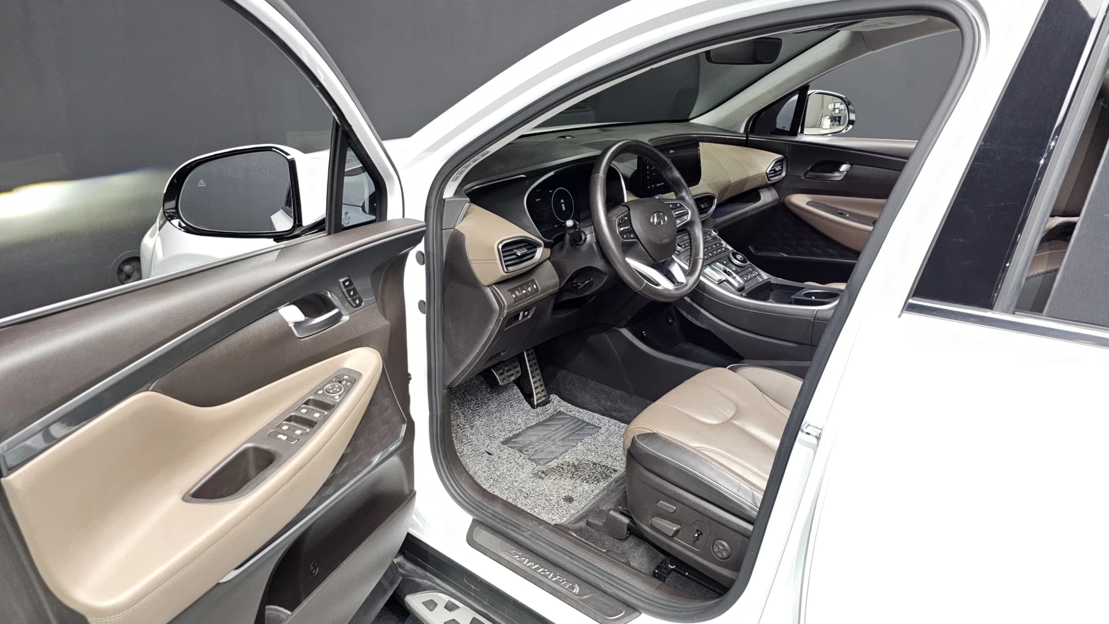Hyundai Santa Fe HEV 1.6 2WD Prestige, гибрид, 2021 г. 72969 км. — фото 10