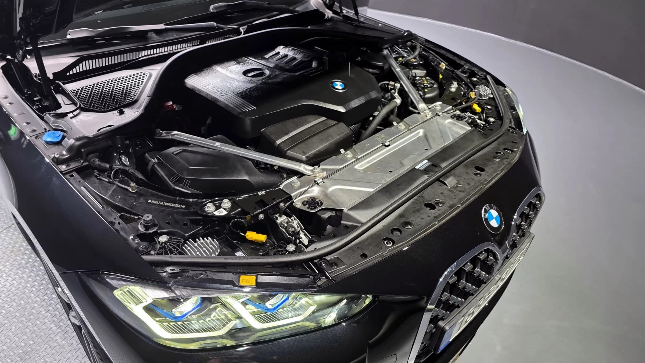BMW 4-Series 420i M Sport Convertible, 2023 г. 35603 км. — фото 6