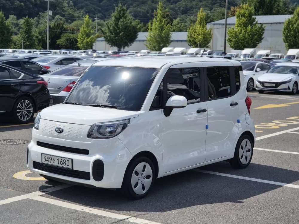Kia RAY Van Prestige, 2021 г. 73156 км.