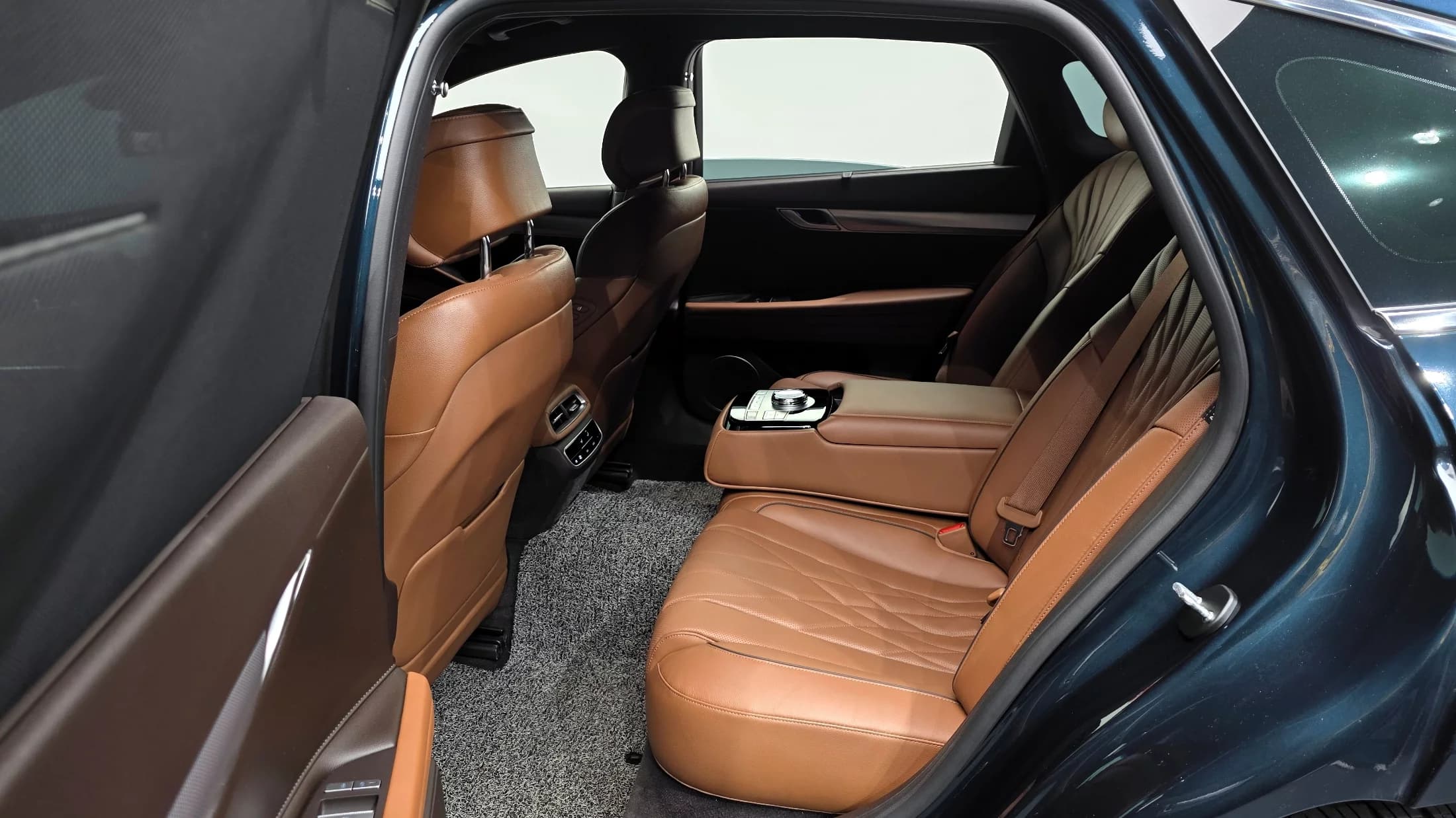 Genesis G80 Gasoline 2.5 Turbo AWD, 2023 г. 20342 км. — фото 20