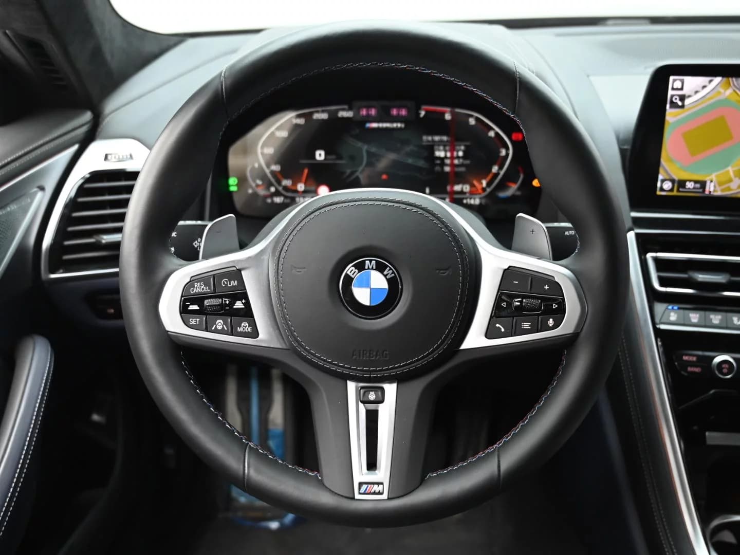 BMW 8-Series M850i xDrive Gran Coupe, 2024 г. 18159 км. — фото 13
