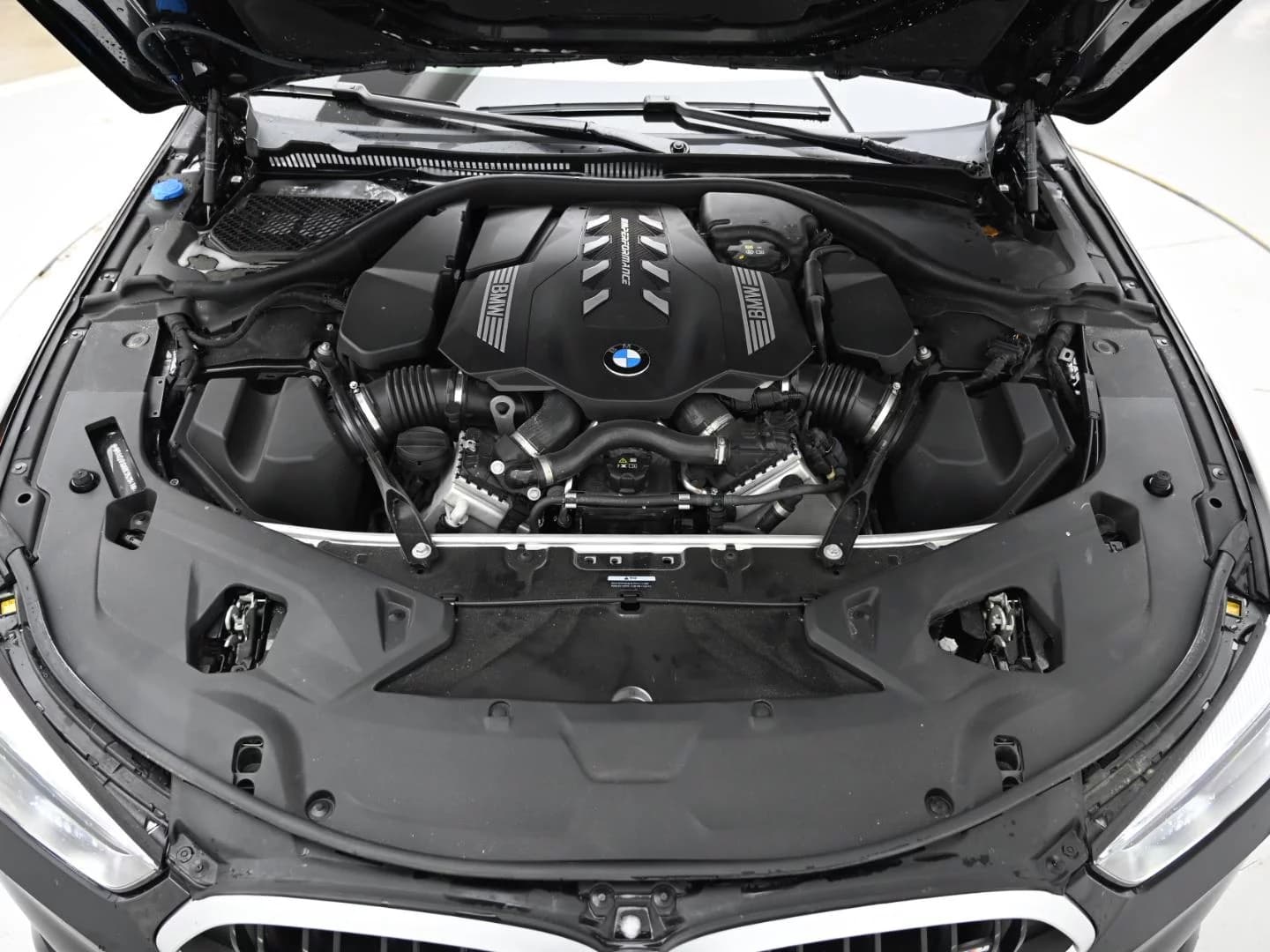 BMW 8-Series M850i xDrive Gran Coupe, 2024 г. 18159 км. — фото 6