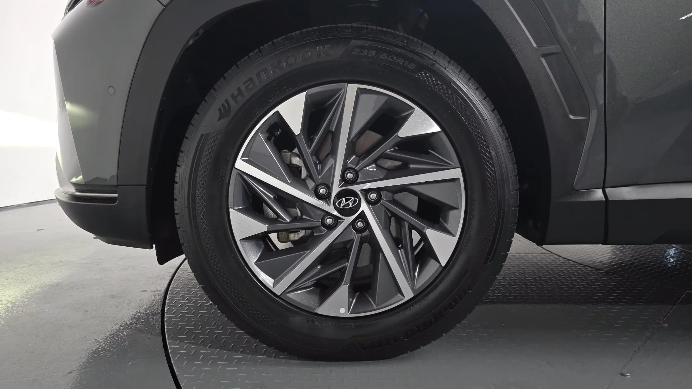 Hyundai Tucson Inspiration 2WD, гибрид, 2022 г. 67027 км. — фото 4