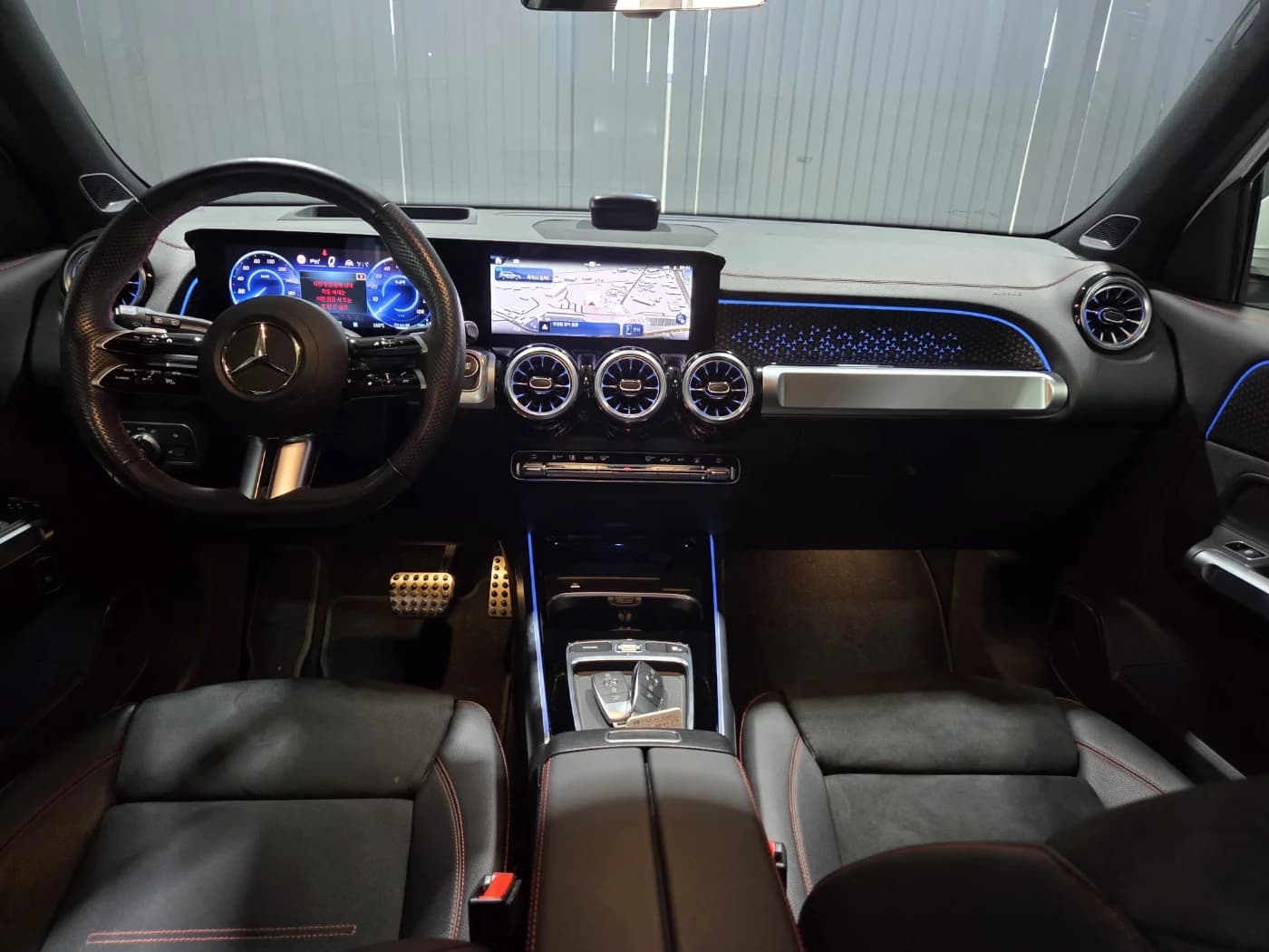 Mercedes-Benz EQB EQB300 4MATIC AMG Line, электромобиль, 2024 г. 22231 км. — фото 9