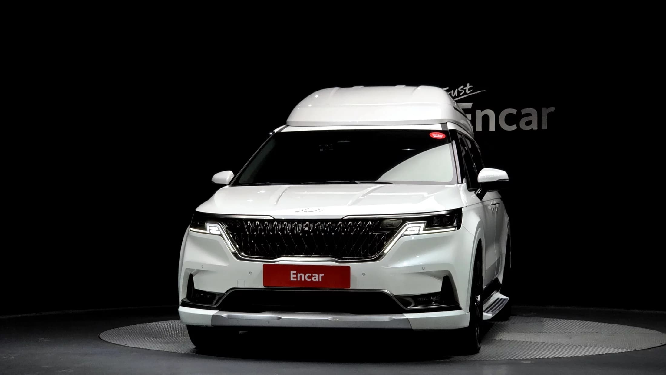 Kia Carnival Gasoline 9-Seater Hi-Limousine Signature, 2023 г. 29260 км. — фото 3
