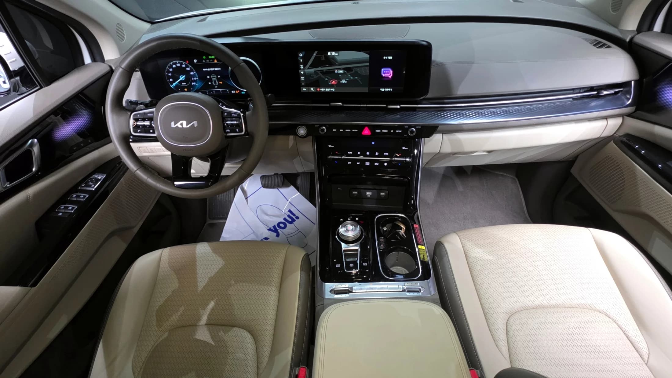 Kia Carnival Gasoline 9-Seater Hi-Limousine Signature, 2023 г. 29260 км. — фото 7