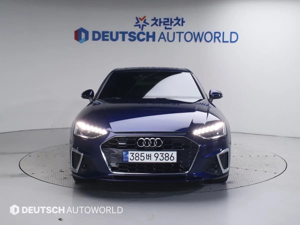 Audi A4 40 TDI Quattro Premium, 2023 г. 58846 км. — фото 3
