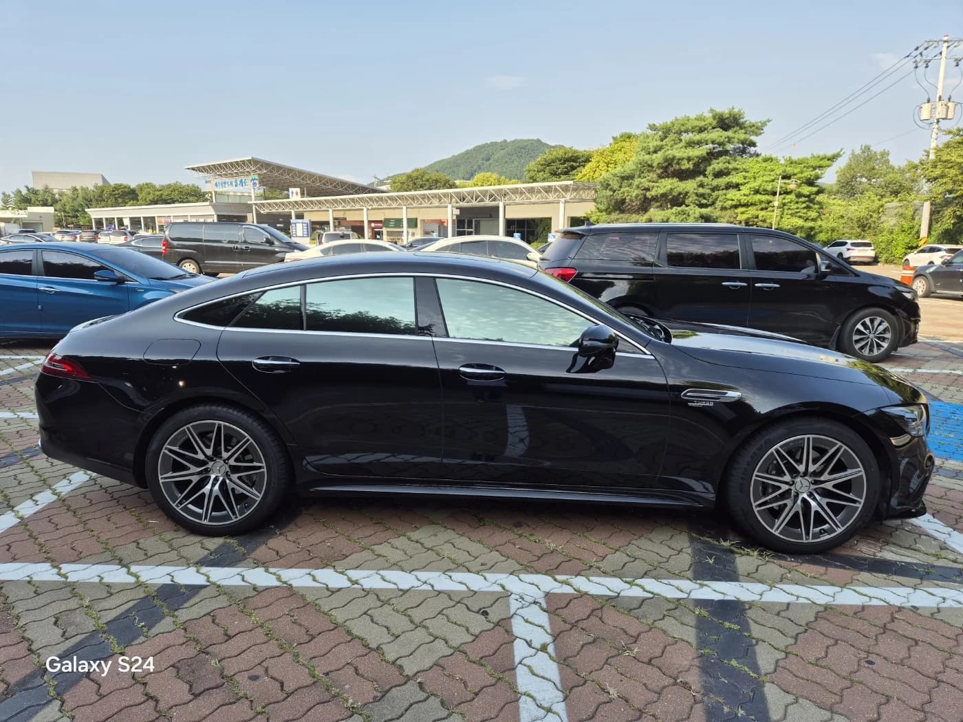 Mercedes-Benz AMG GT 4Door 43 4MATIC+, 2022 г. 77217 км. — фото 2