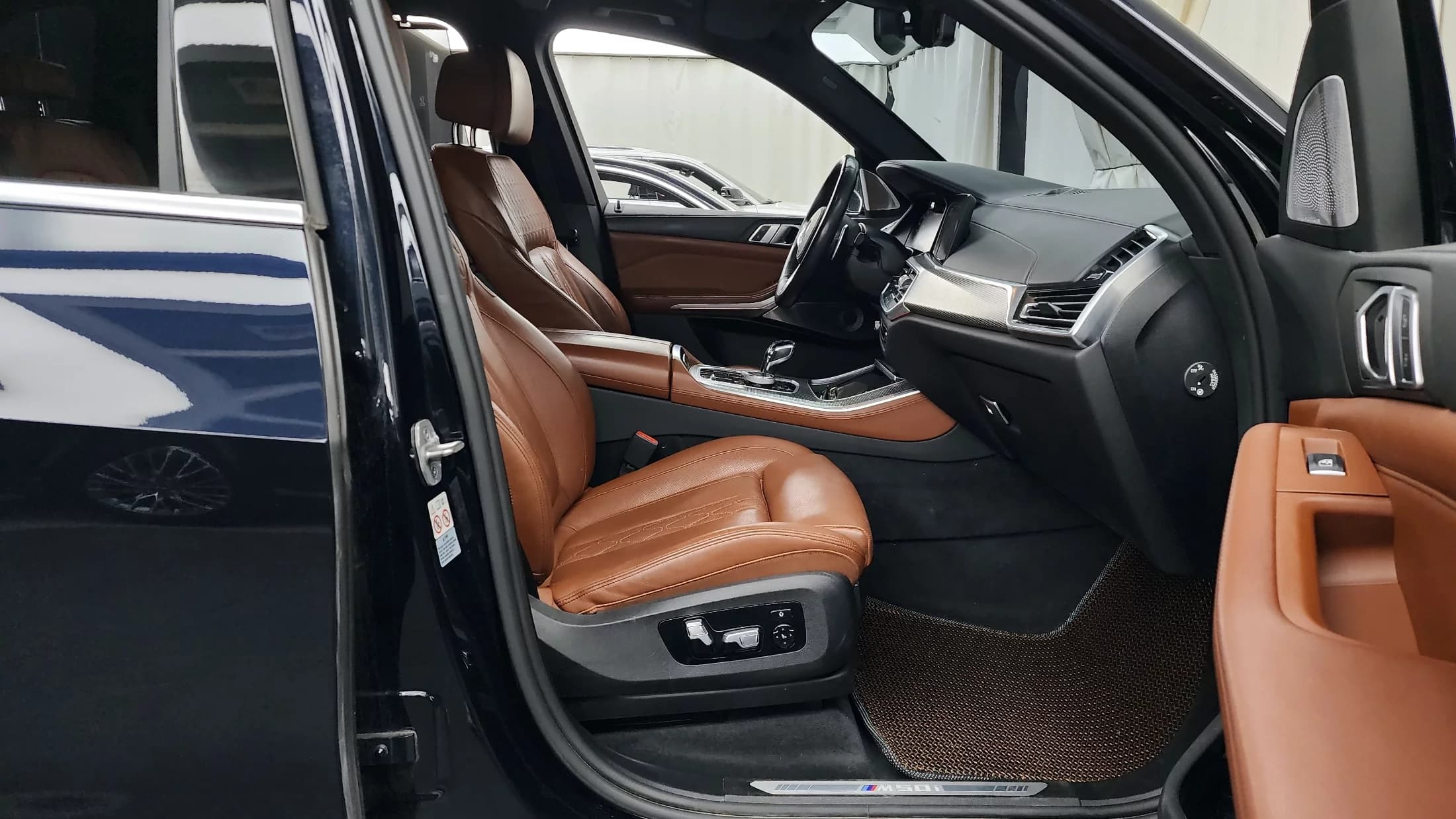 BMW X5 M50i, 2021 г. 97755 км. — фото 11