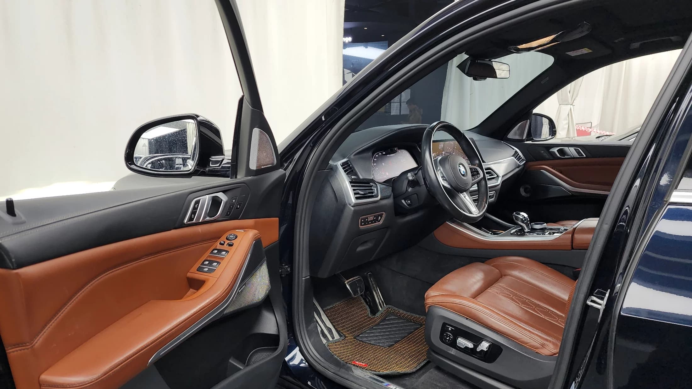 BMW X5 M50i, 2021 г. 97755 км. — фото 10