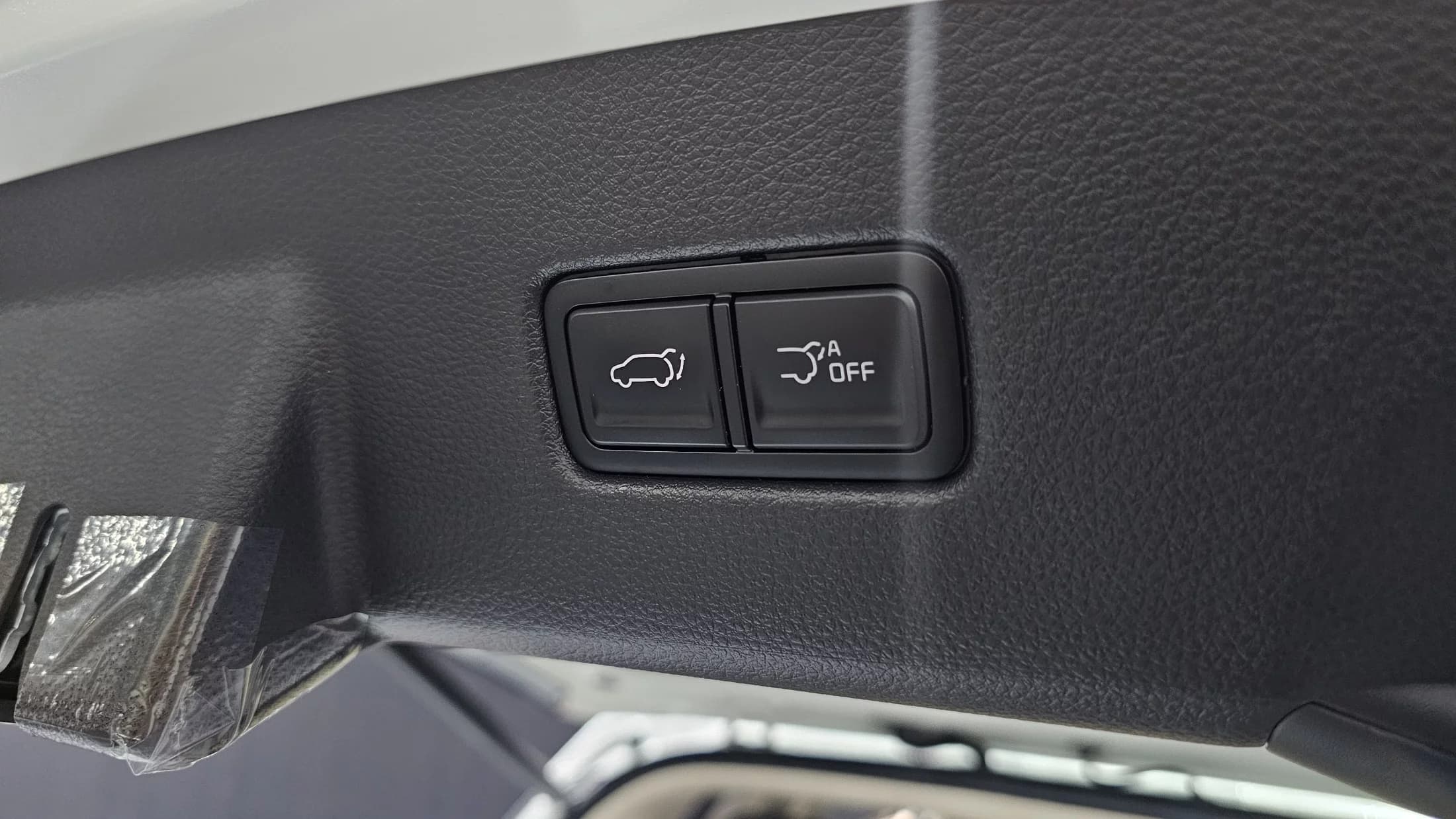 Kia Carnival 9-Seater Hi Limousine (Special Vehicle), 2024 г. 18522 км. — фото 20