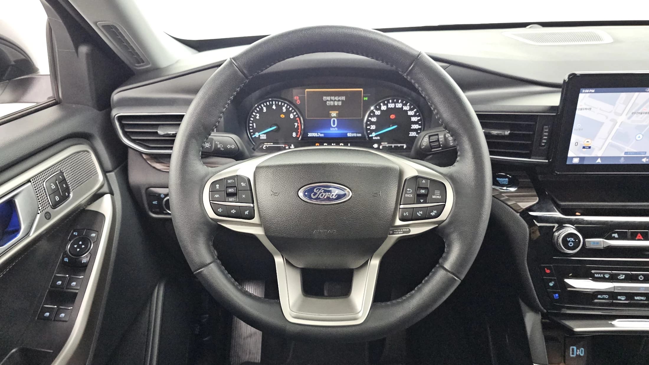 Ford EXPLORER 2.3 LimIted 4WD, 2023 г. 20757 км. — фото 13