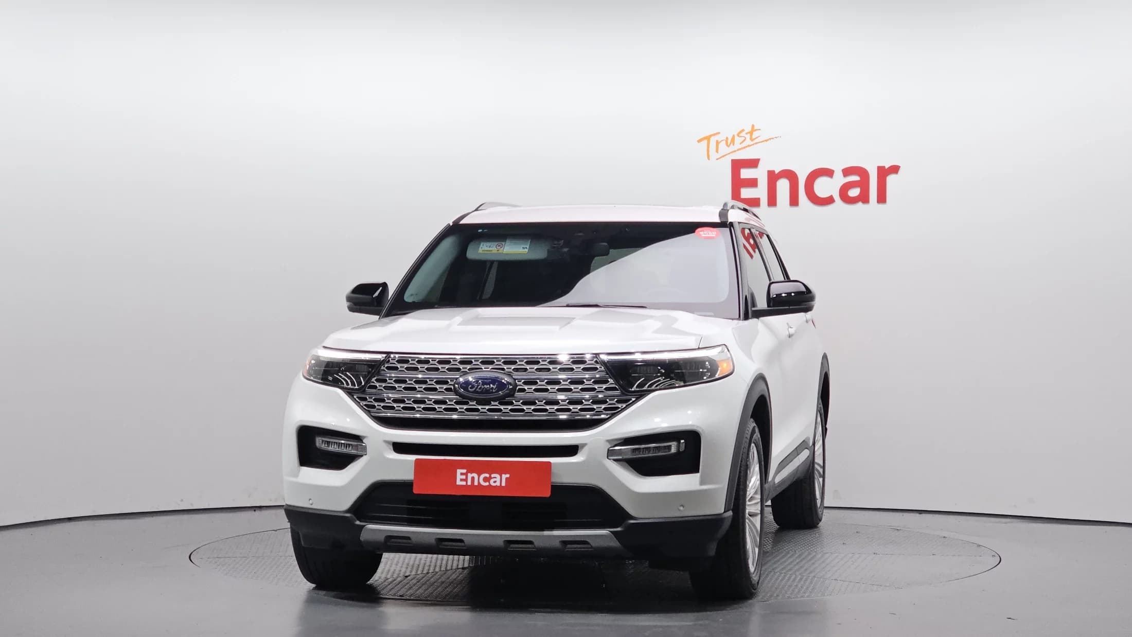 Ford EXPLORER 2.3 LimIted 4WD, 2023 г. 20757 км. — фото 3
