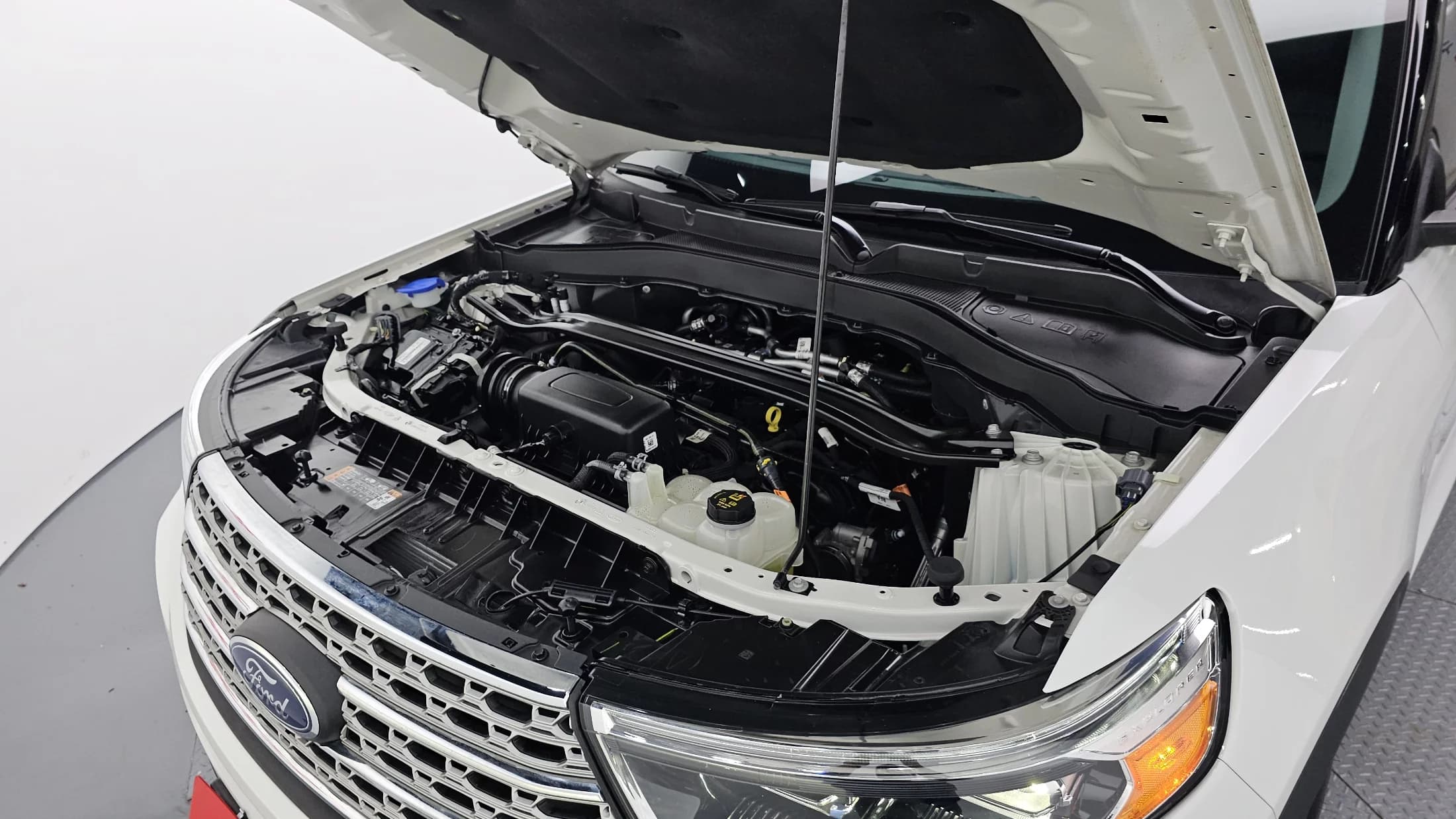 Ford EXPLORER 2.3 LimIted 4WD, 2023 г. 20757 км. — фото 6