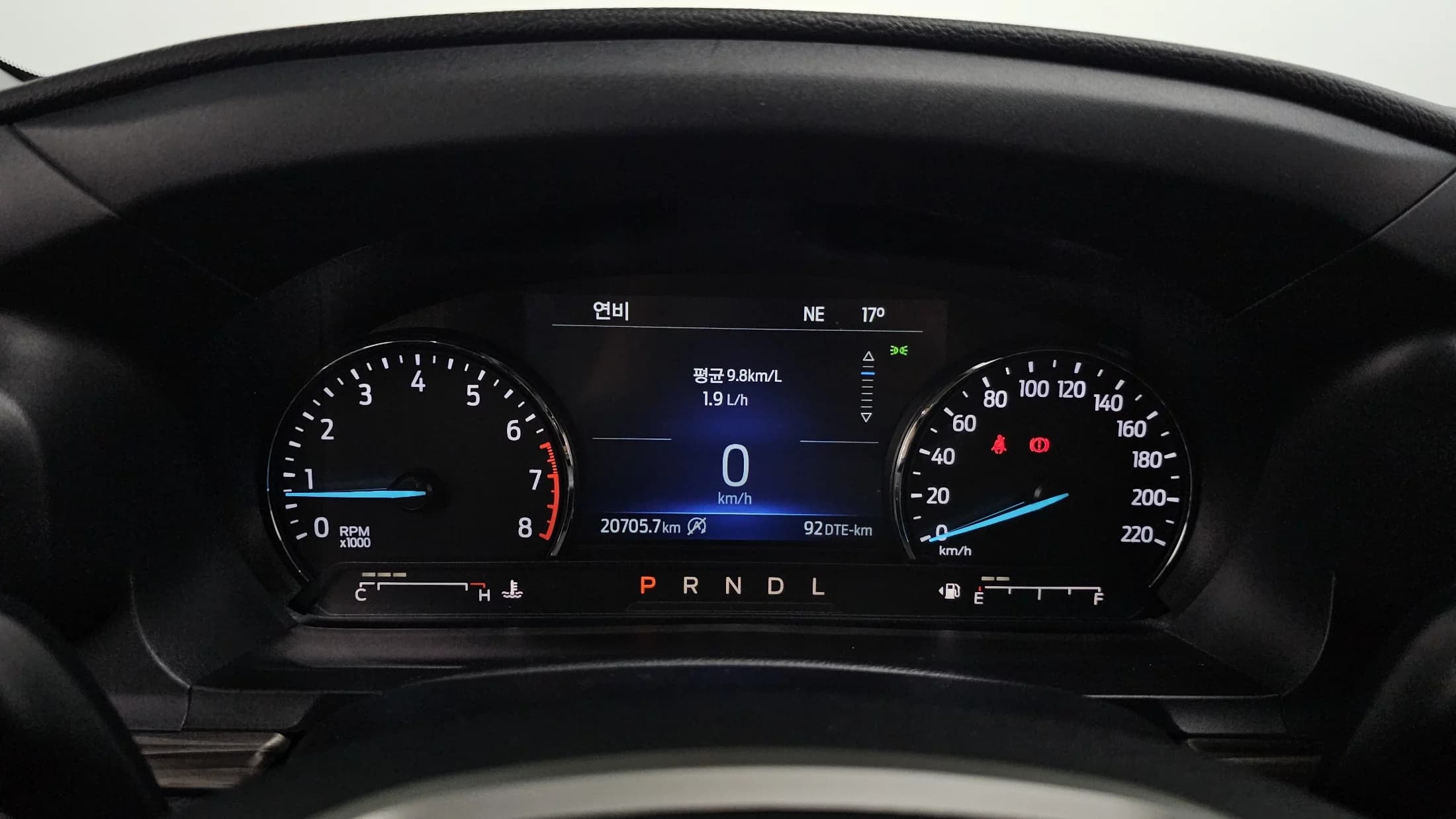 Ford EXPLORER 2.3 LimIted 4WD, 2023 г. 20757 км. — фото 8