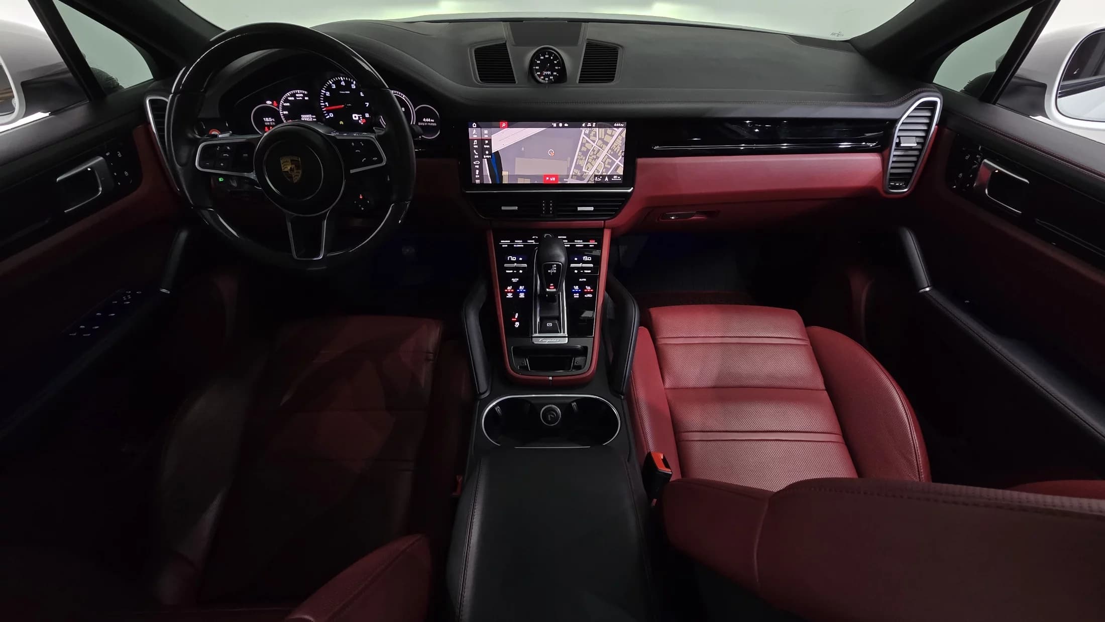 Porsche CAYENNE 3.0 Coupe, 2021 г. 56881 км. — фото 7