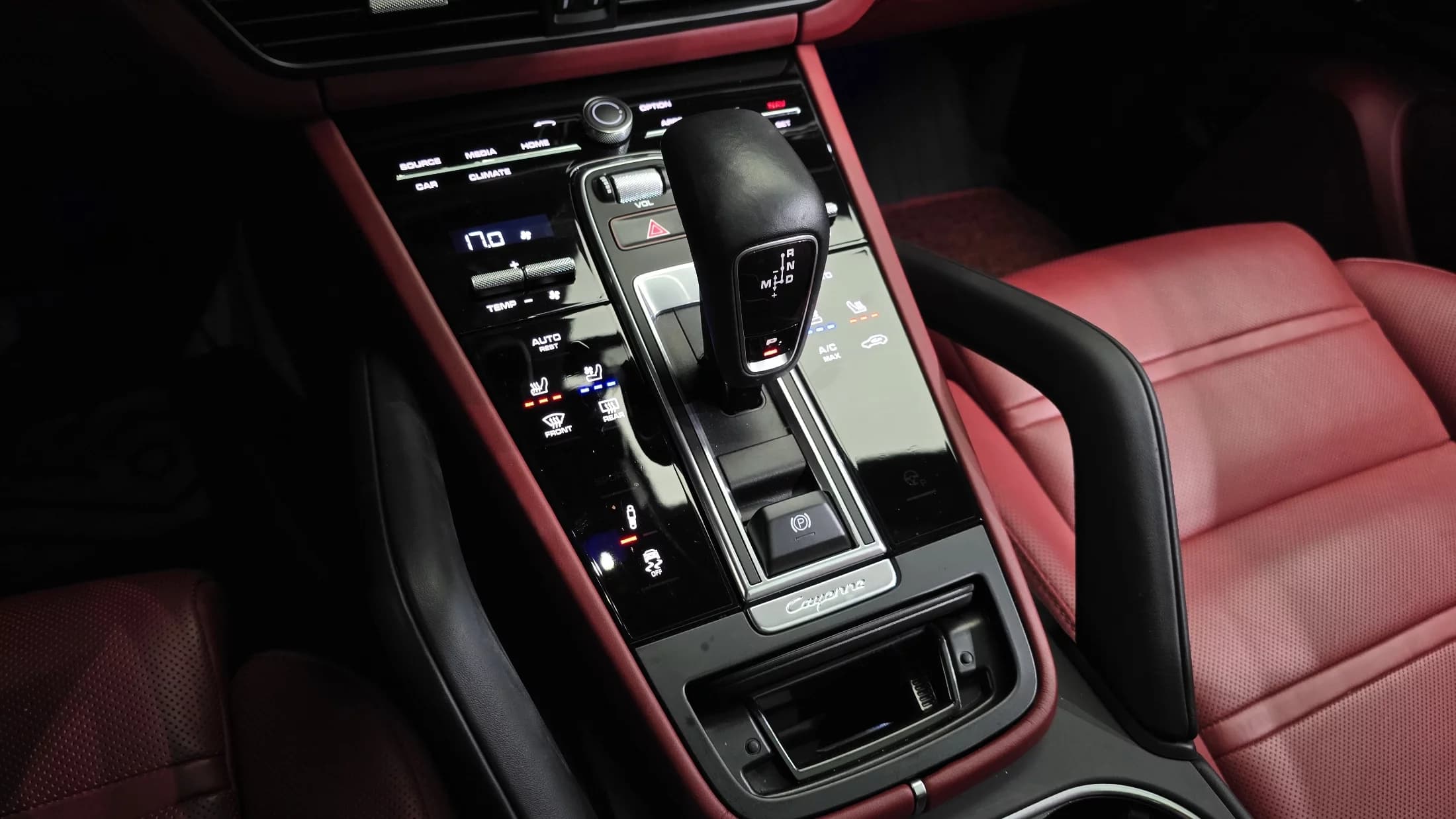 Porsche CAYENNE 3.0 Coupe, 2021 г. 56881 км. — фото 9