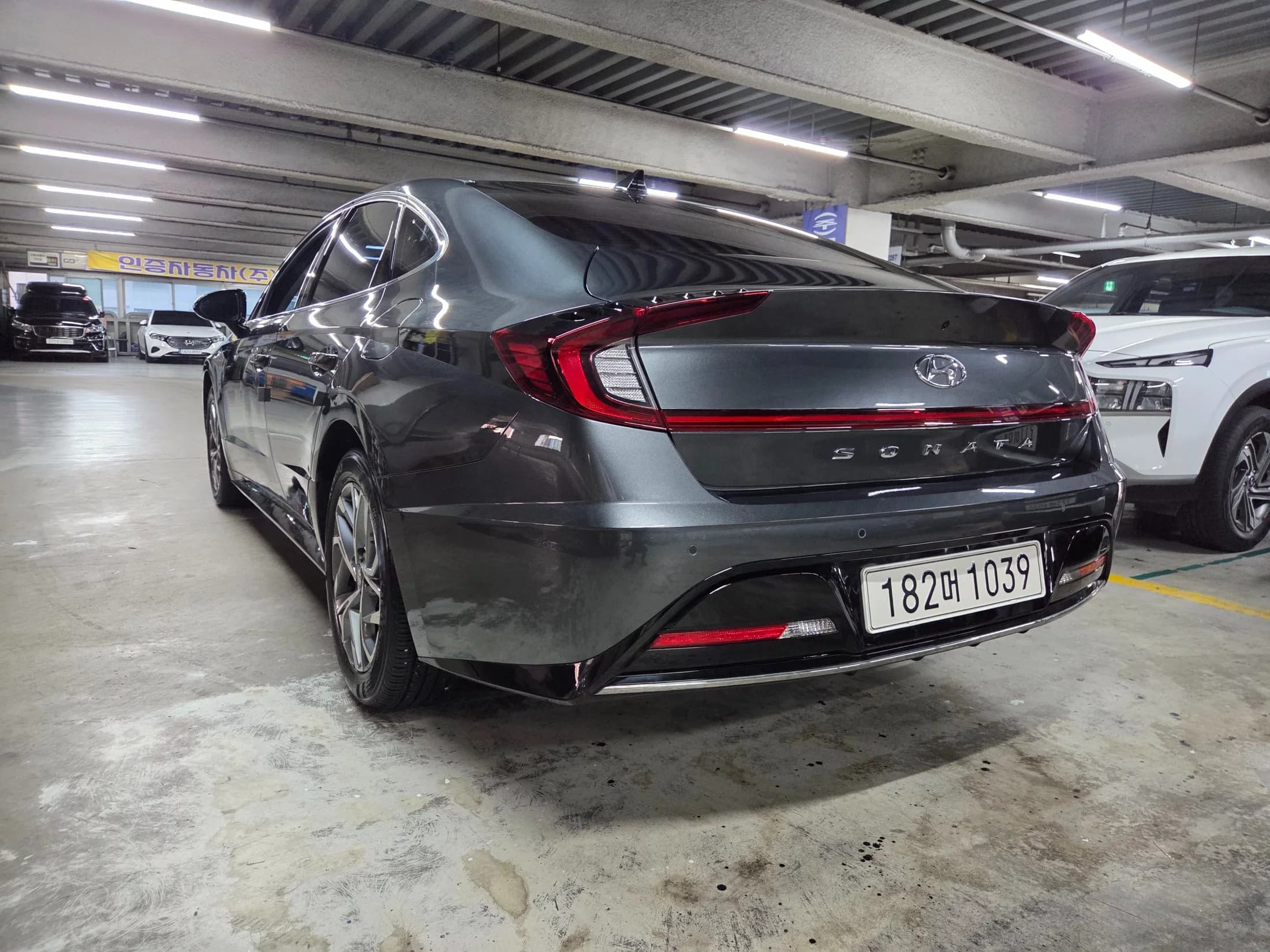 Hyundai Sonata 2.0 Premium Plus, 2021 г. 41696 км. — фото 2