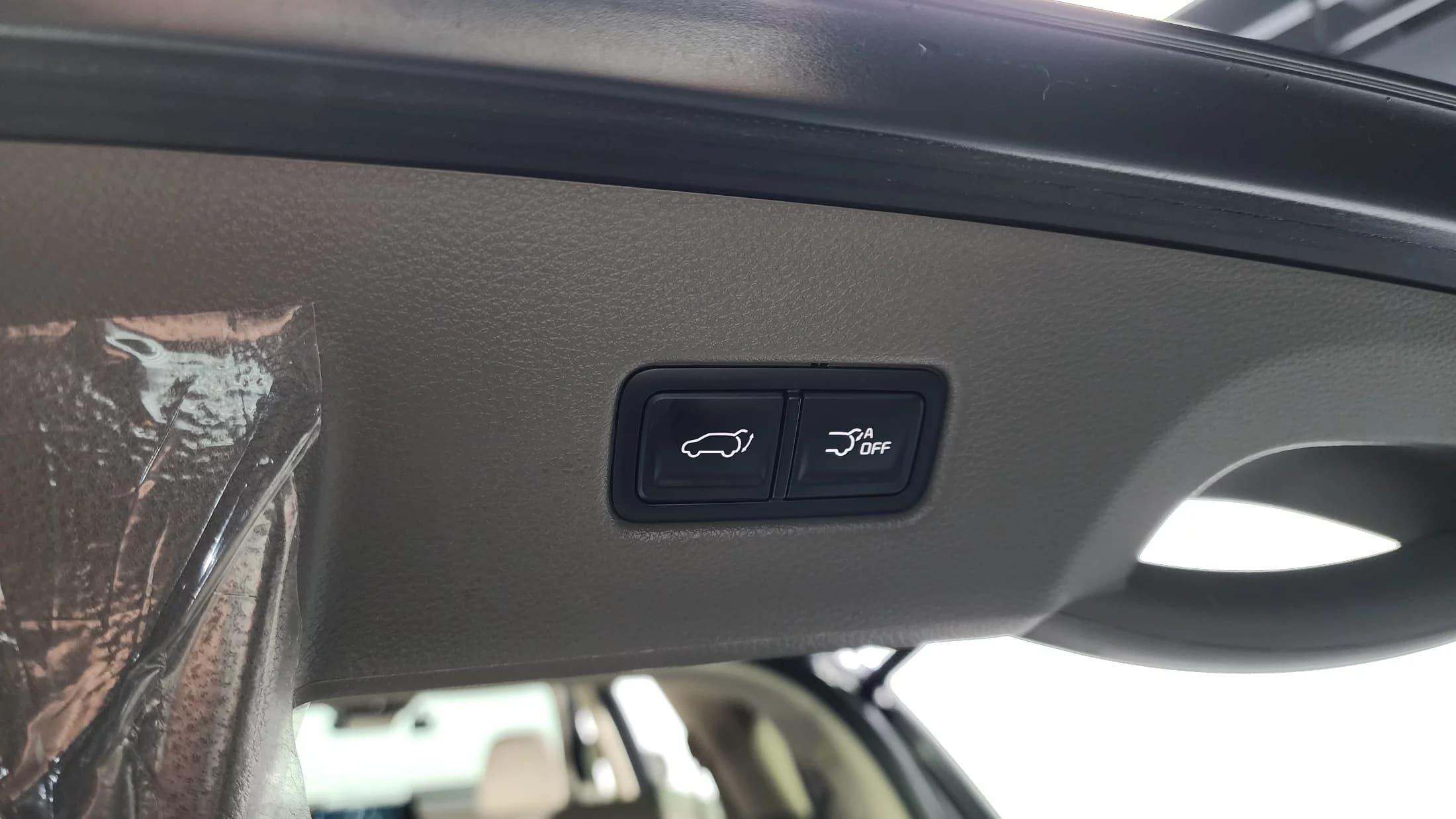 Kia Carnival Gasoline 9-Seater Signature, 2022 г. 63845 км. — фото 20