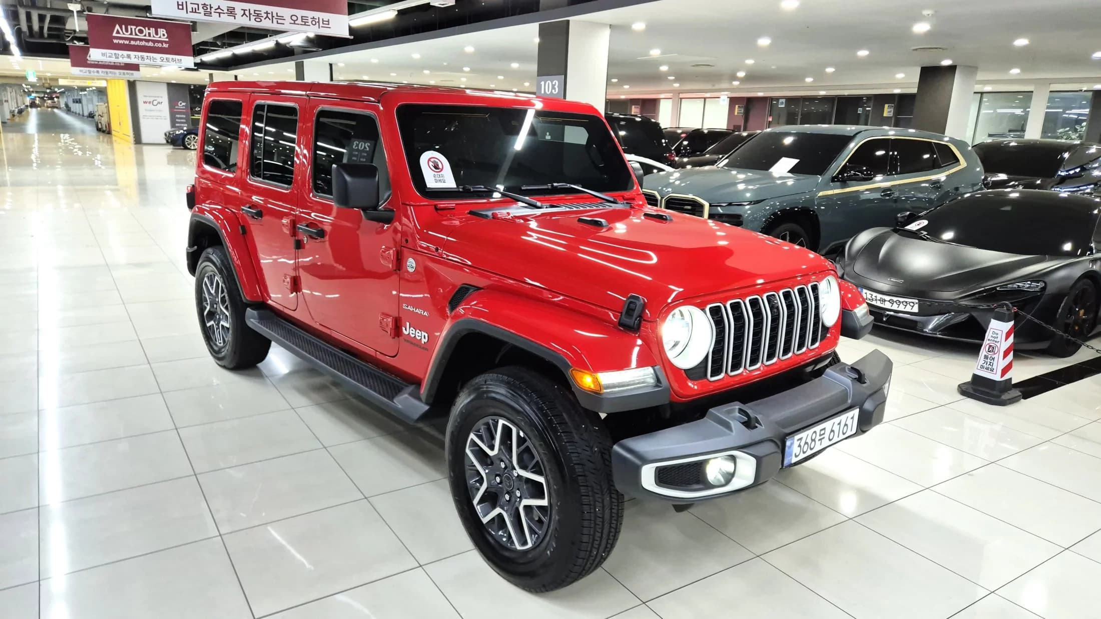 Jeep WRANGLER 2.0 Sahara 4Door, 2024 г. 4255 км. — фото 3