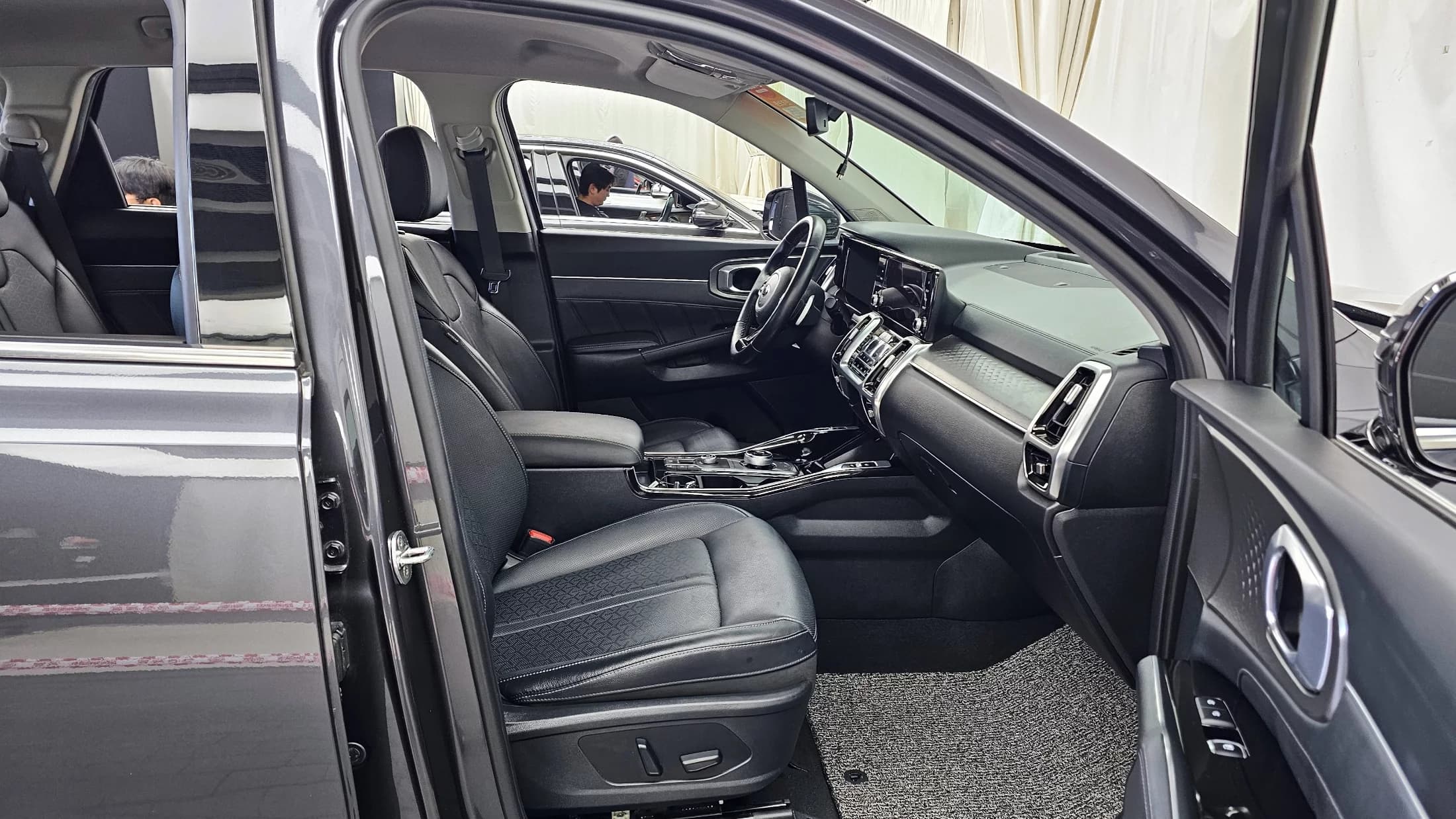 Kia Sorento Gasoline 2.5T 2WD Noblesse, 2021 г. 72310 км. — фото 11