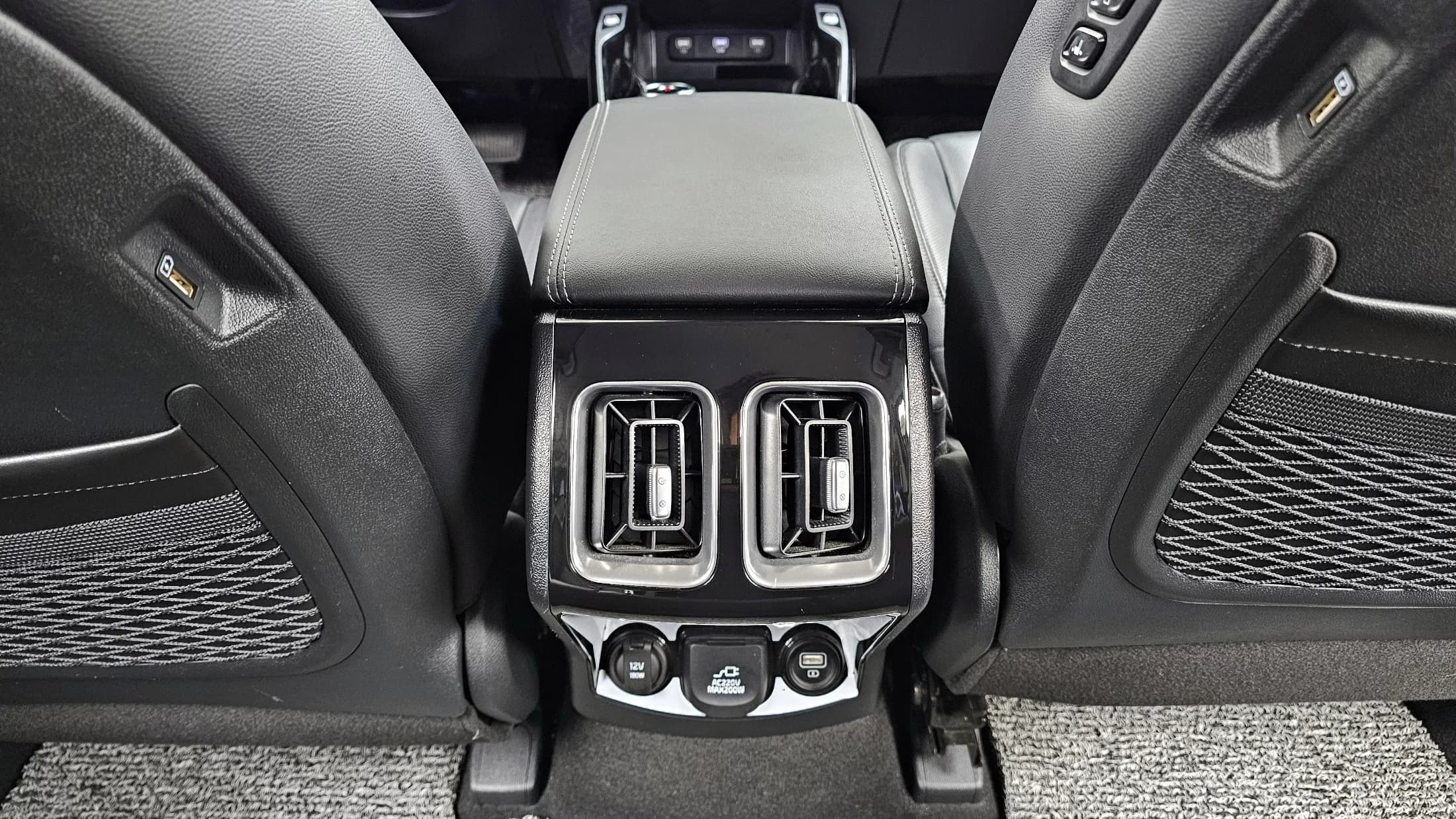 Kia Sorento Gasoline 2.5T 2WD Noblesse, 2021 г. 72310 км. — фото 19