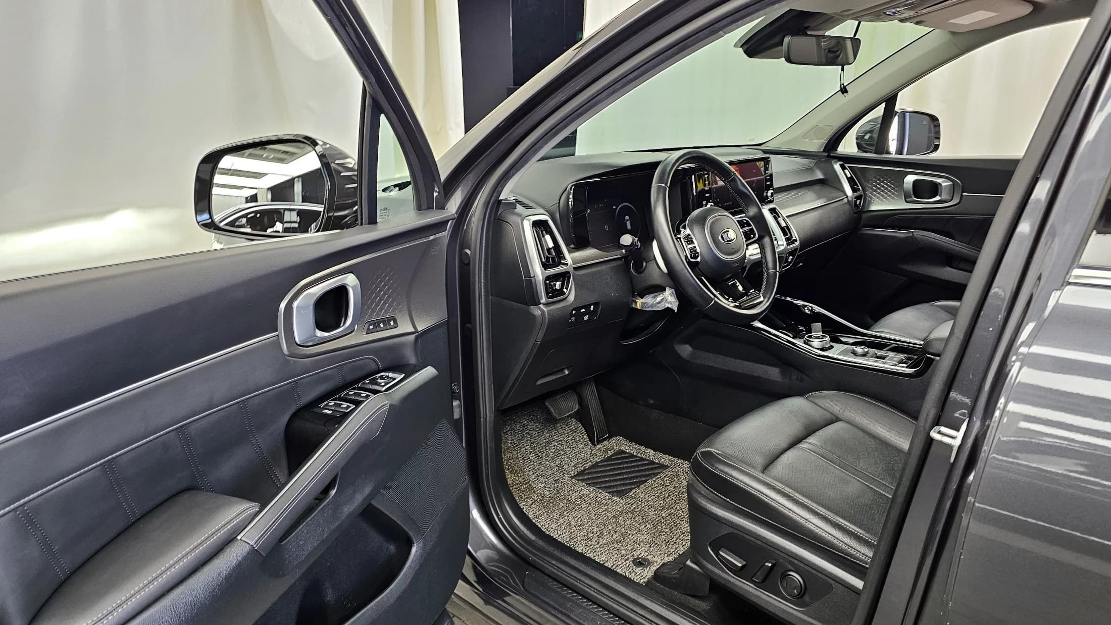 Kia Sorento Gasoline 2.5T 2WD Noblesse, 2021 г. 72310 км. — фото 10