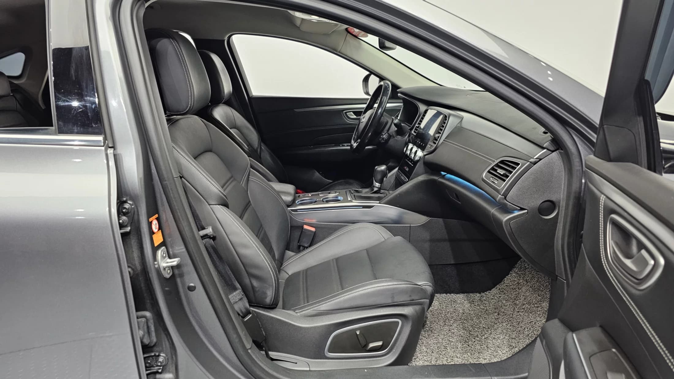 Renault Samsung SM6 2.0 LPe LE, 2022 г. 48977 км. — фото 11