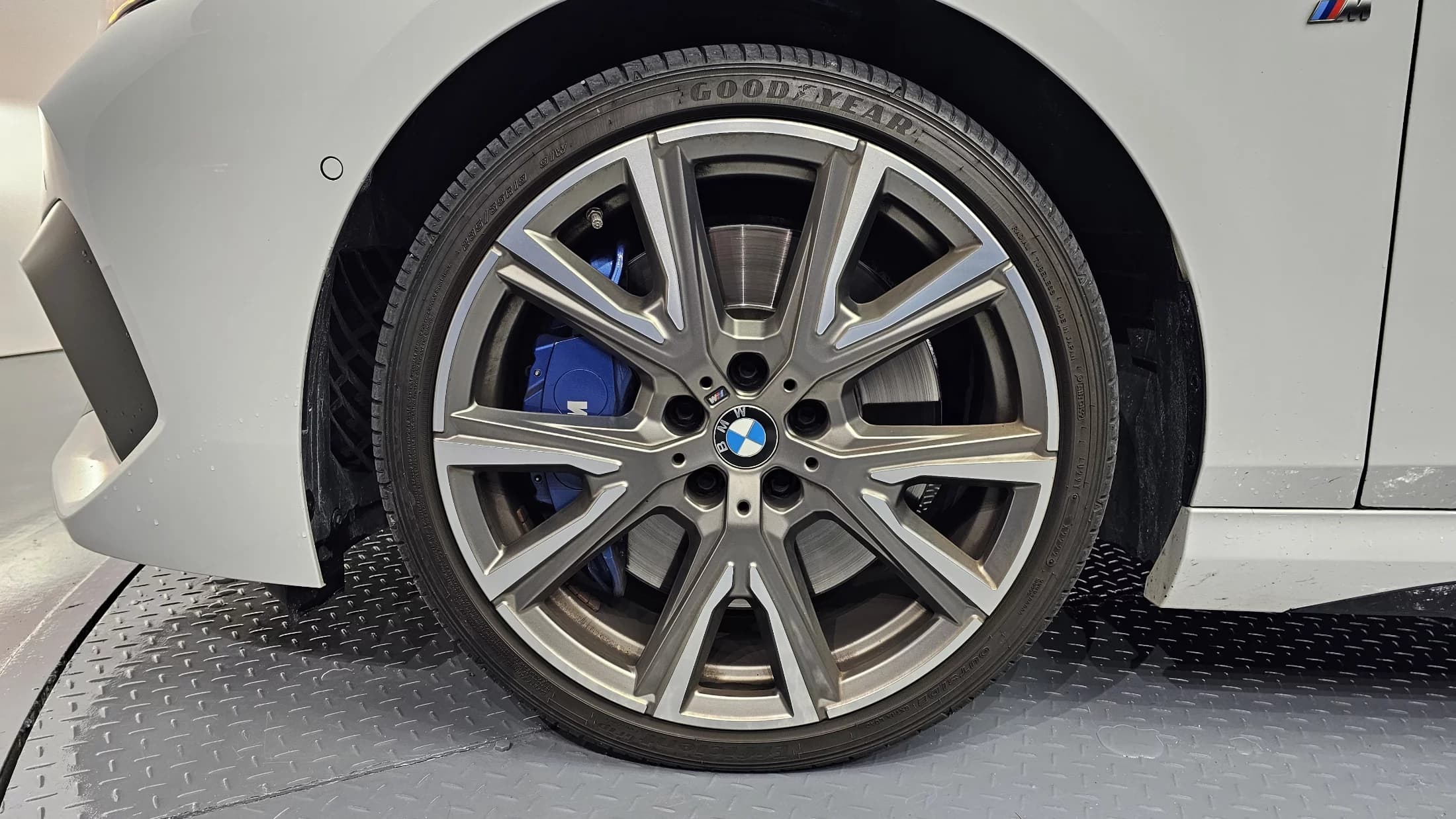 BMW 2-Series M235i xDrive, 2021 г. 63334 км. — фото 5