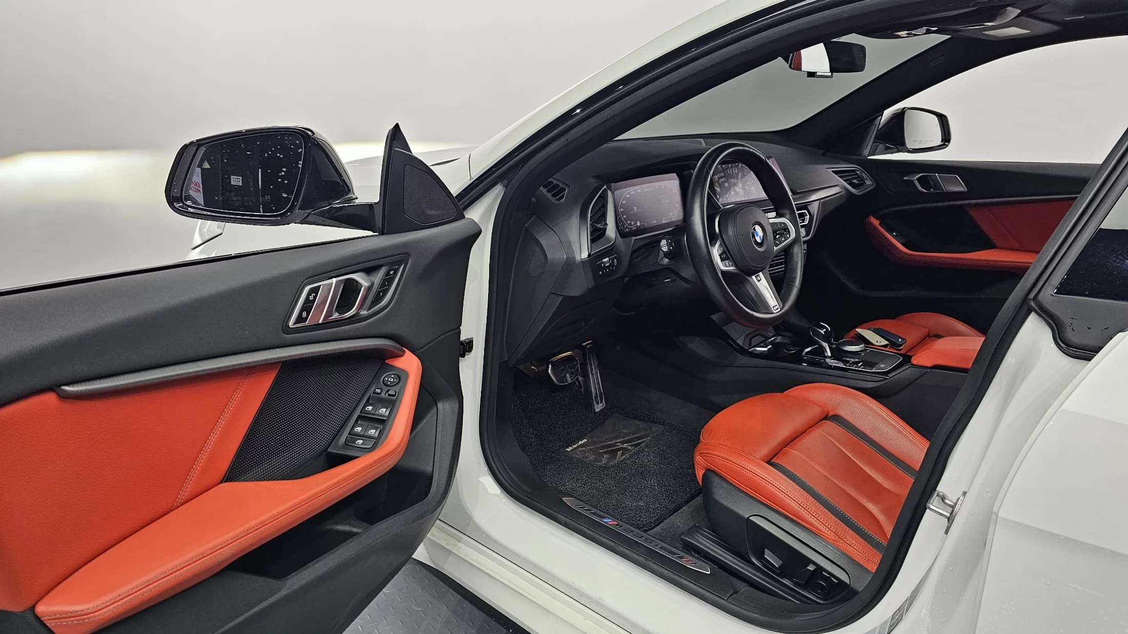 BMW 2-Series M235i xDrive, 2021 г. 63334 км. — фото 10