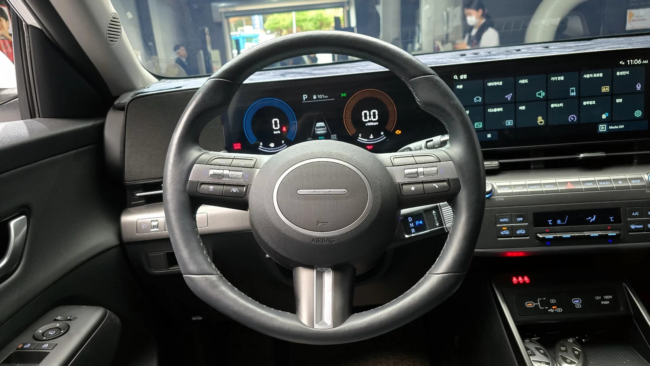 Hyundai Kona Gasoline 1.6 Turbo 2WD Modern, 2024 г. 23045 км. — фото 14