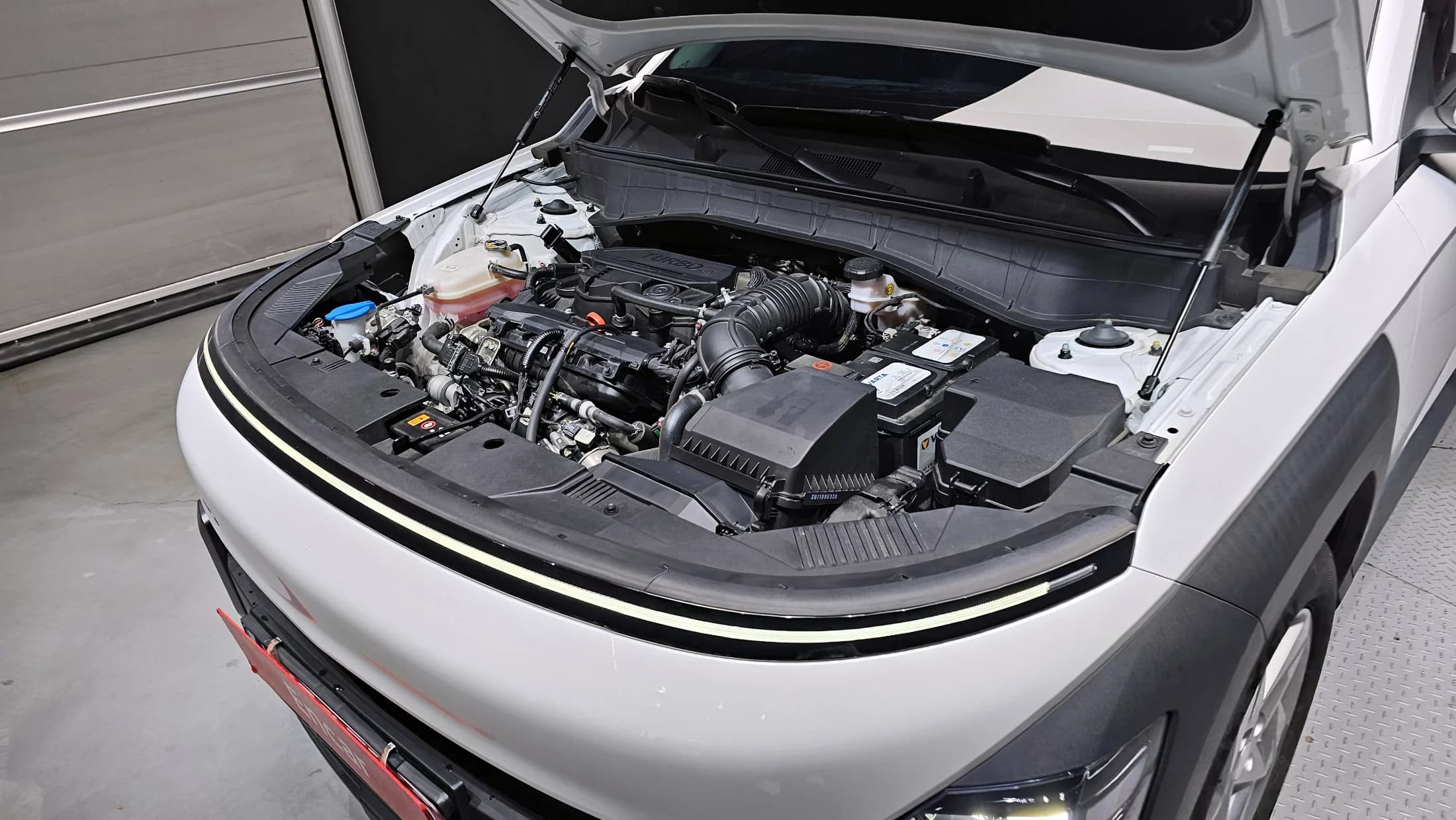 Hyundai Kona Gasoline 1.6 Turbo 2WD Modern, 2024 г. 23045 км. — фото 6