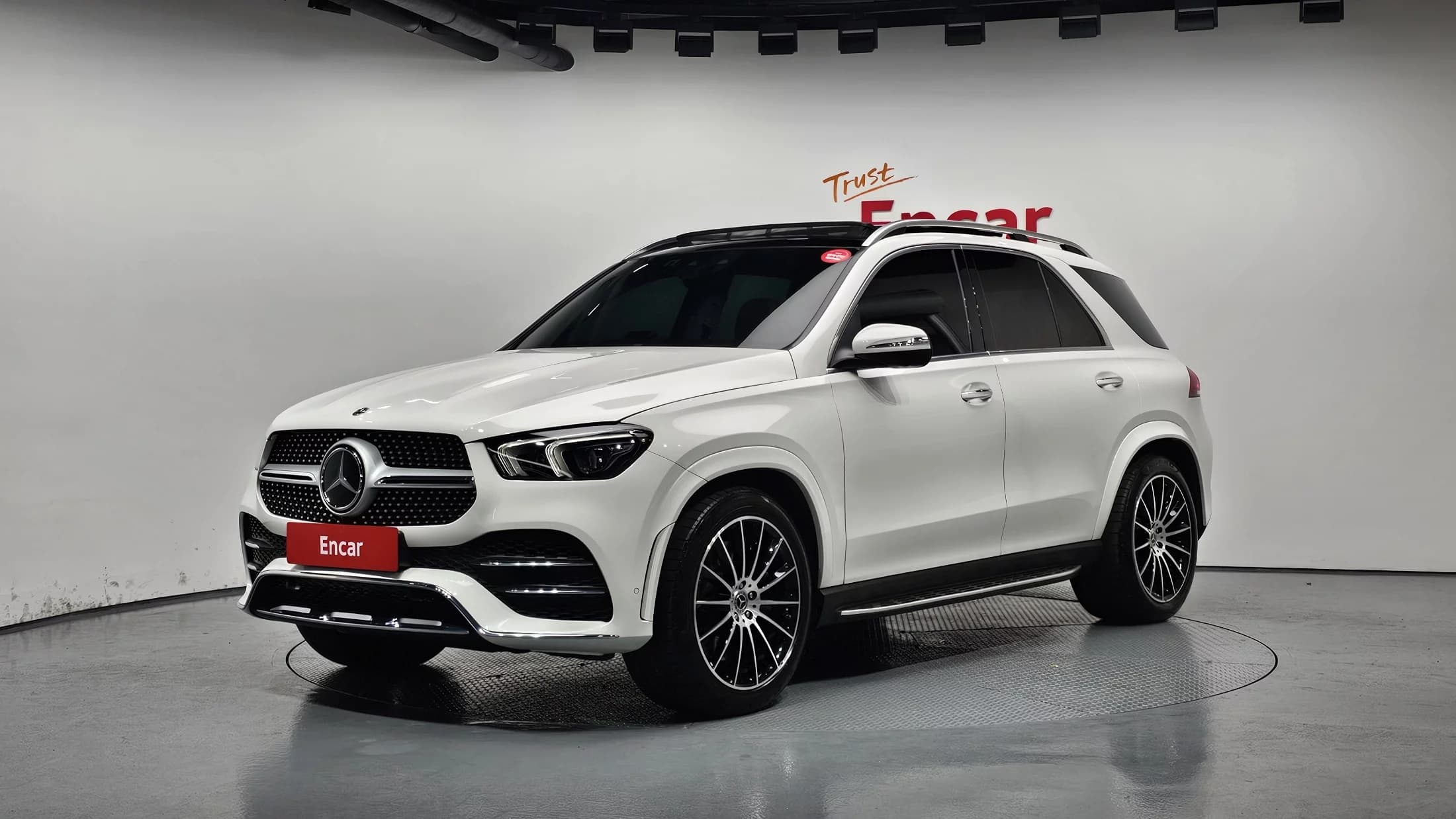 Mercedes-Benz GLE-Class GLE450 4MATIC, 2023 г. 27807 км.