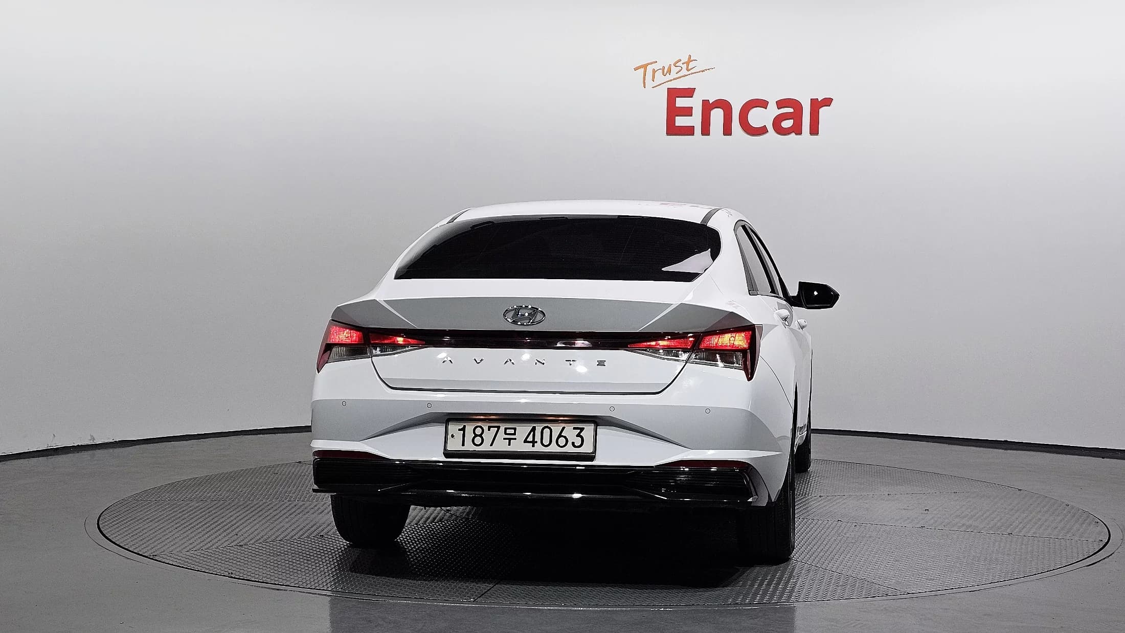 Hyundai AVANTE (Хендай Элантра) Modern, гибрид, 2021 г. 88315 км. — фото 4