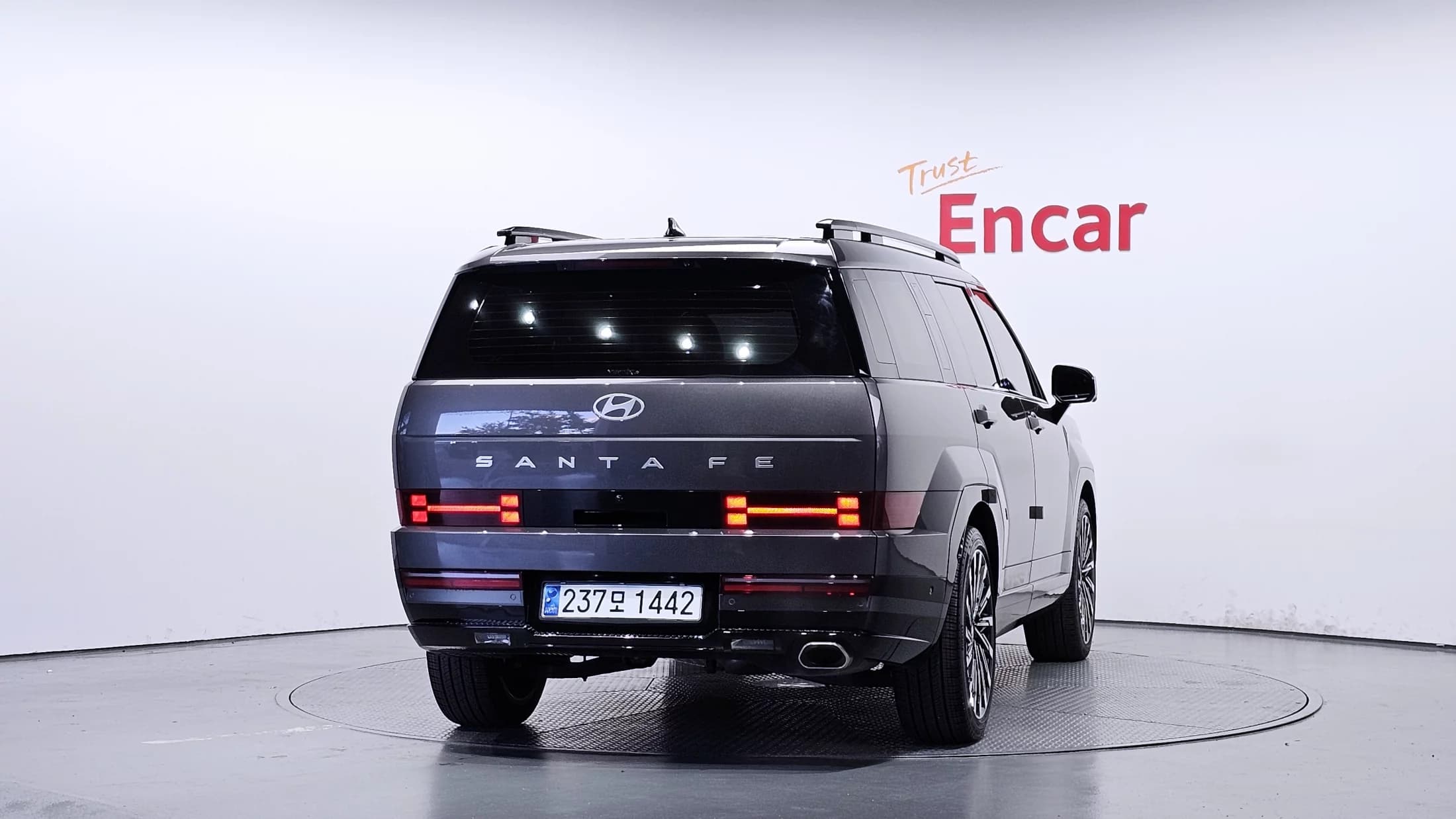 Hyundai Santa Fe Gasoline 2.5T 2WD Calligraphy, 2023 г. 20926 км. — фото 4