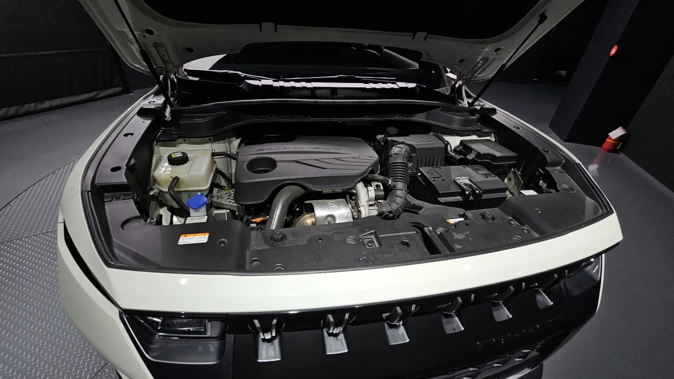 SsangYong Torres Gasoline 1.5 2WD T7, 2023 г. 50420 км. — фото 6