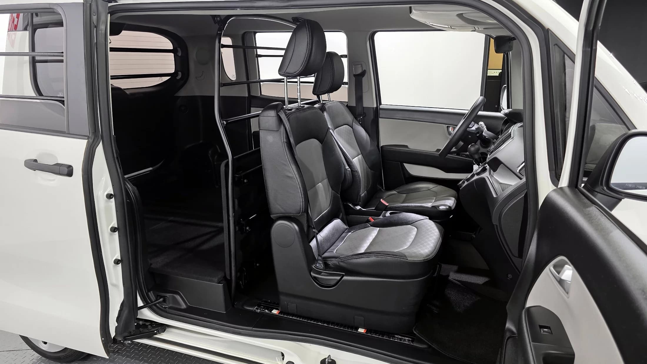 Kia RAY Van Prestige Special, 2022 г. 73208 км. — фото 11
