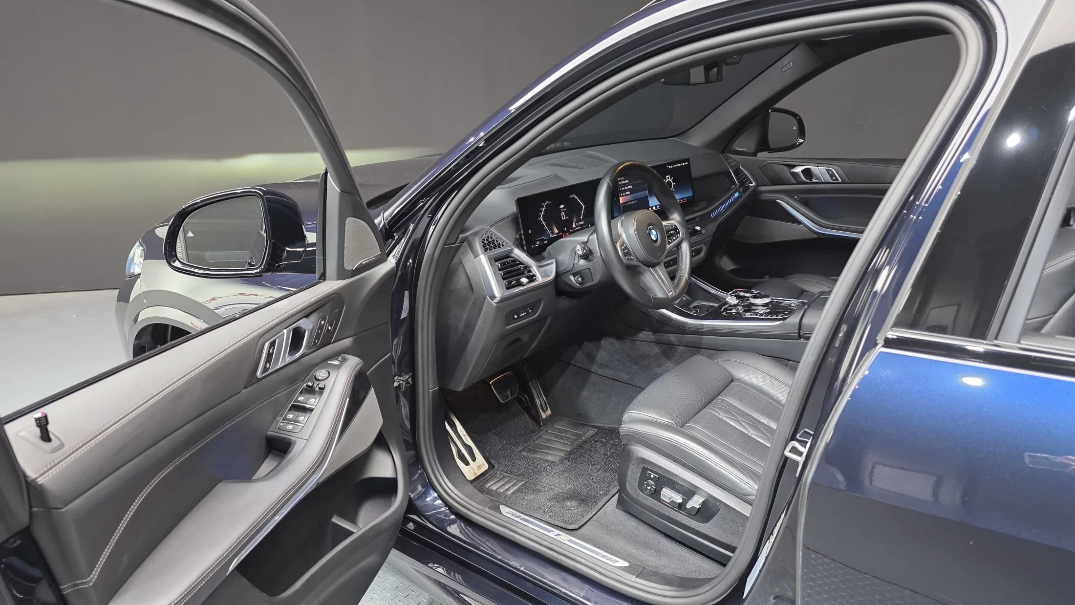 BMW X5 xDrive 40i M Sport, 2023 г. 40966 км. — фото 10