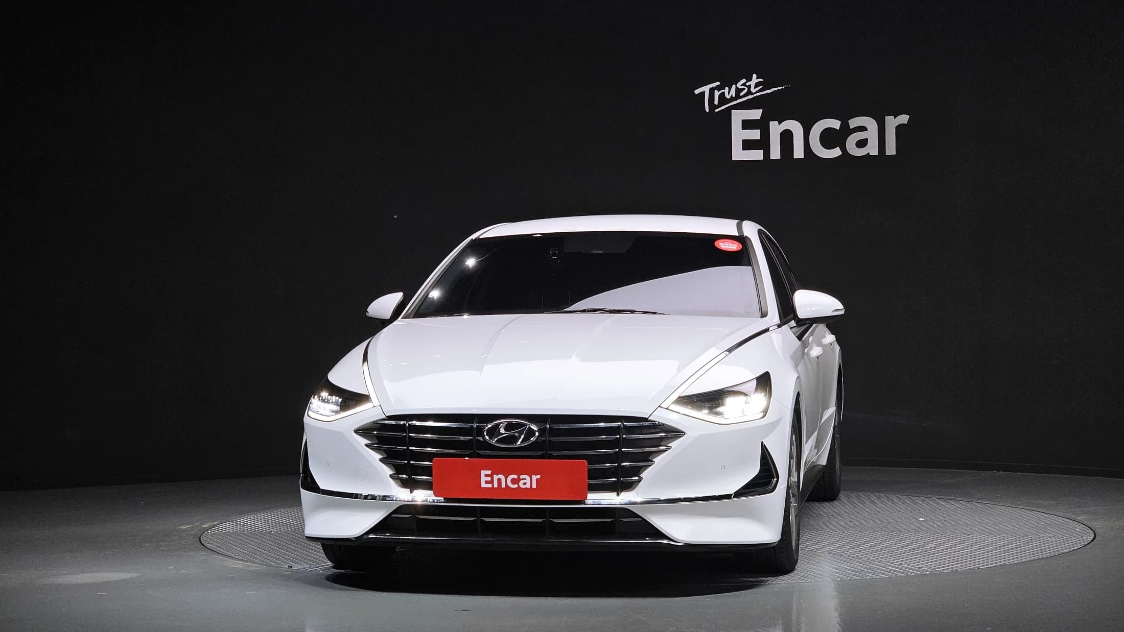 Hyundai Sonata 2.0 Premium Family, 2021 г. 47799 км. — фото 3