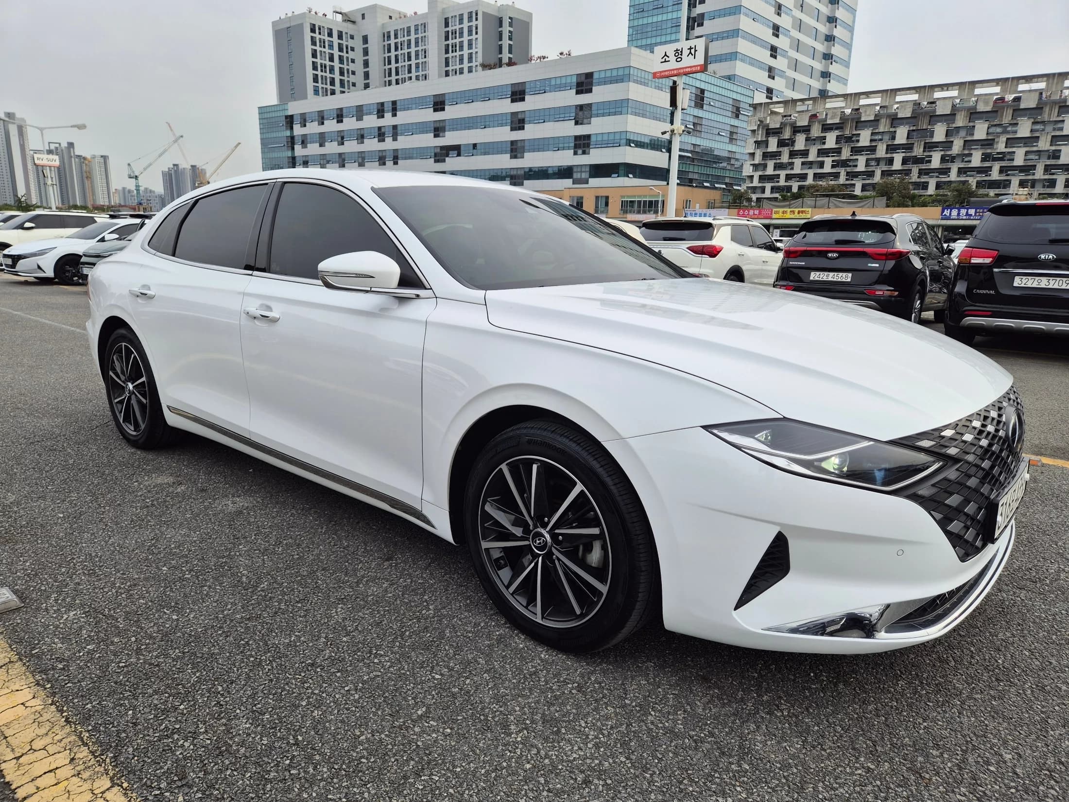 Hyundai Grandeur 3.0 LPi Rent Car Premium, 2021 г. 68536 км. — фото 3