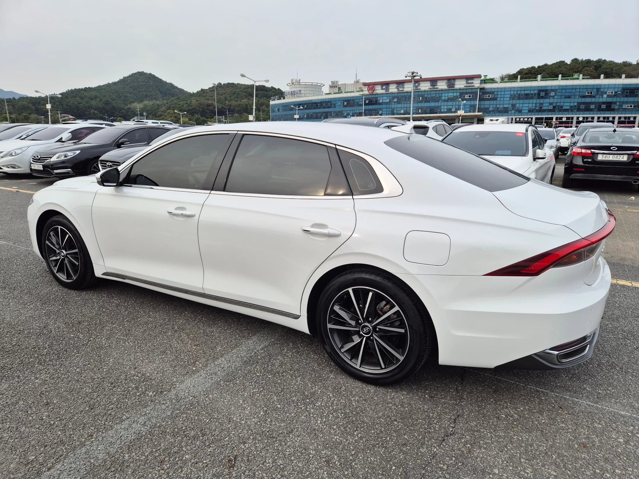 Hyundai Grandeur 3.0 LPi Rent Car Premium, 2021 г. 68536 км. — фото 4