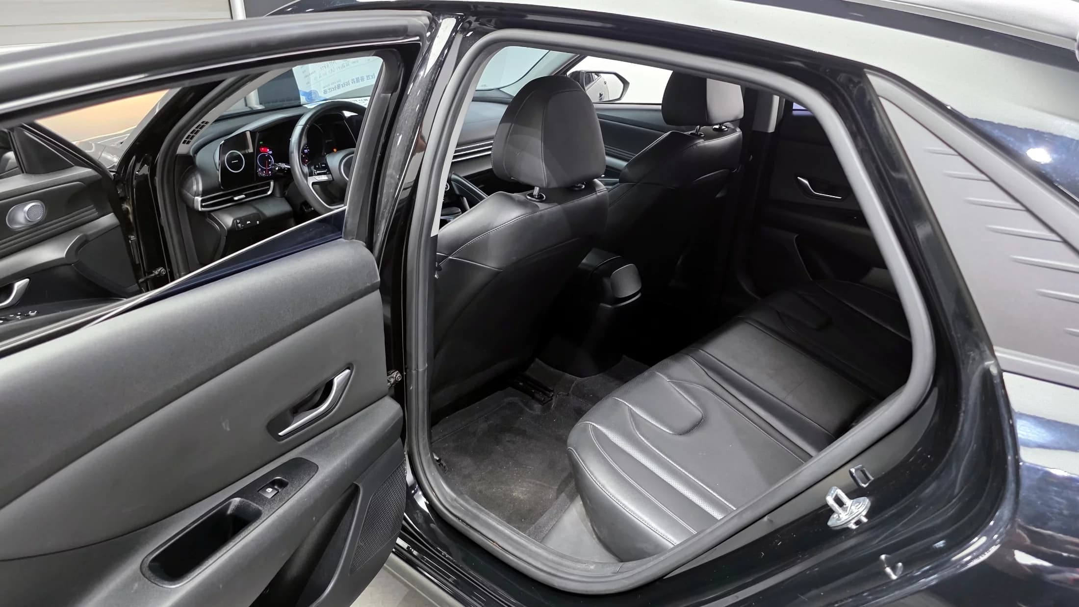 Hyundai AVANTE (Хендай Элантра) 1.6 Modern, 2021 г. 91682 км. — фото 11